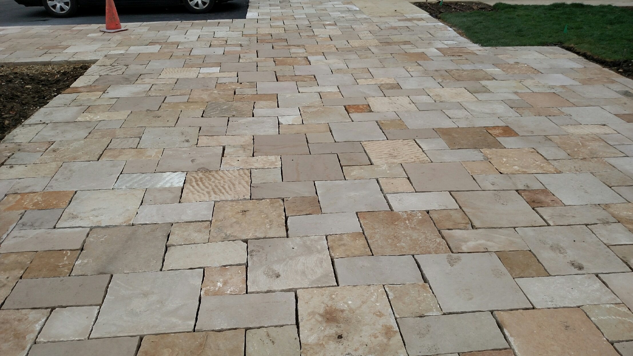 CC & SC 2-3 in split patterned flagstone.jpg