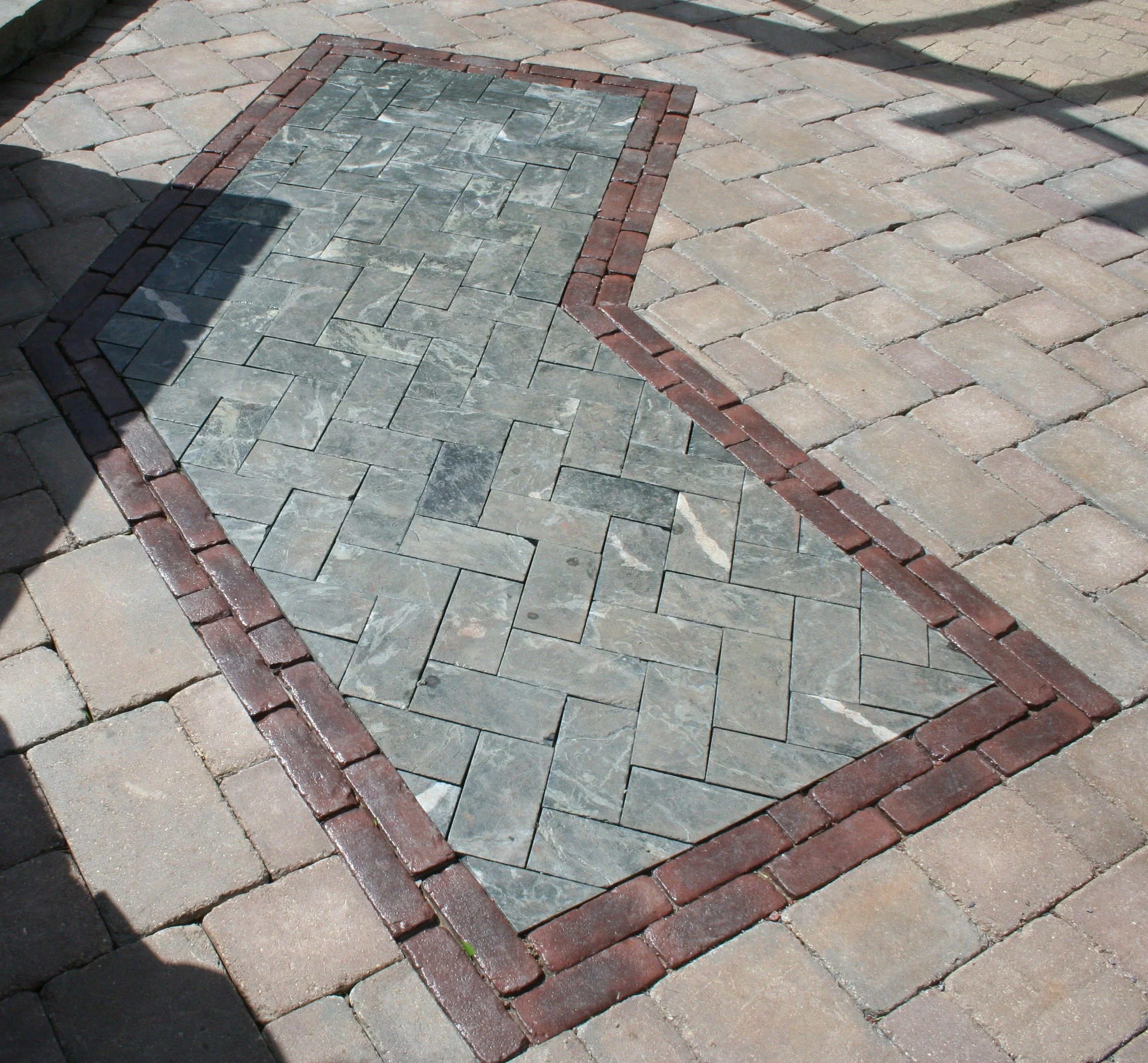 Aqua Grantique 4x8 Shot-Blast Pavers, LandArt (1).JPG