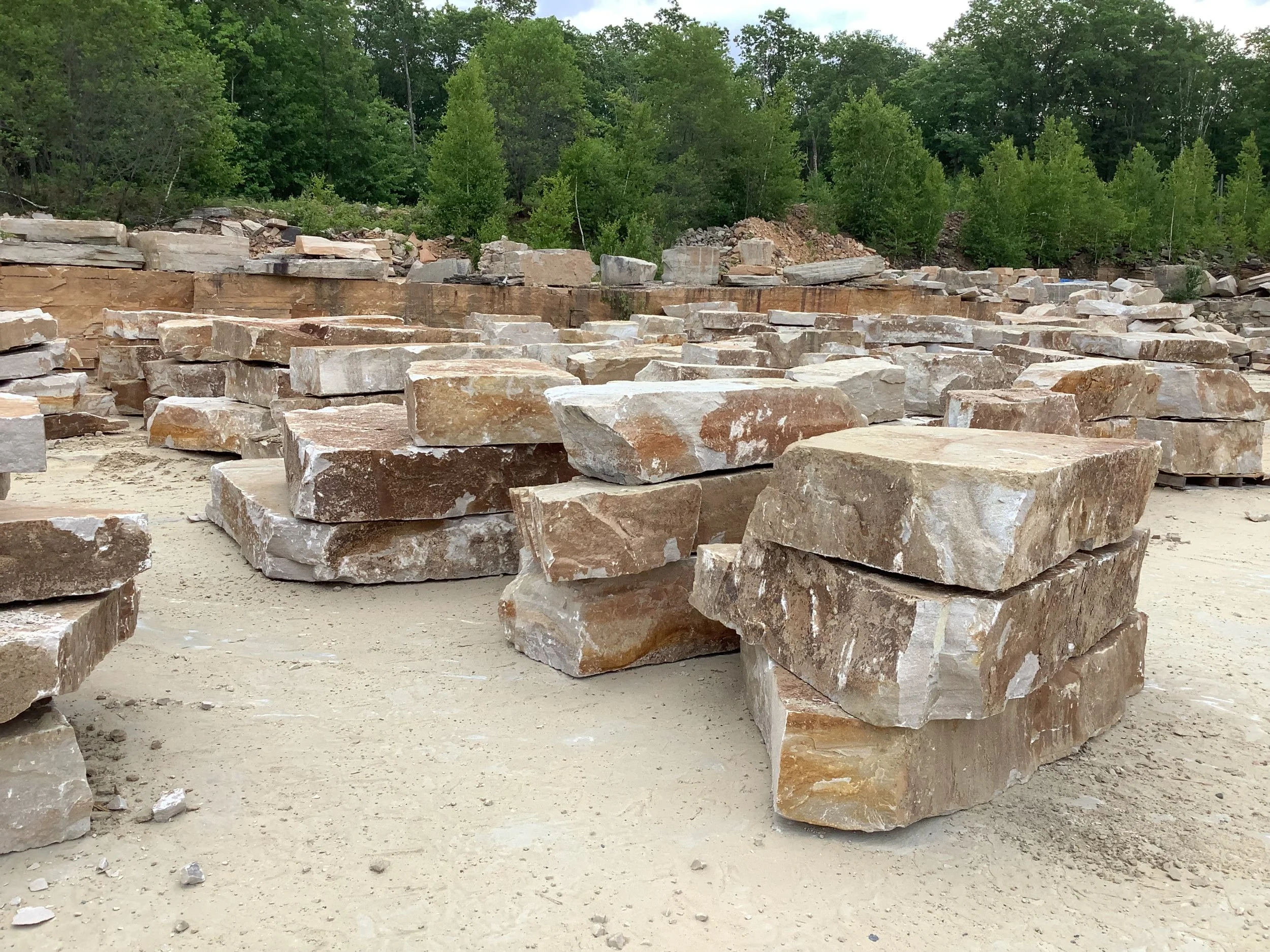 Highland Brown Outcropping (8).JPG