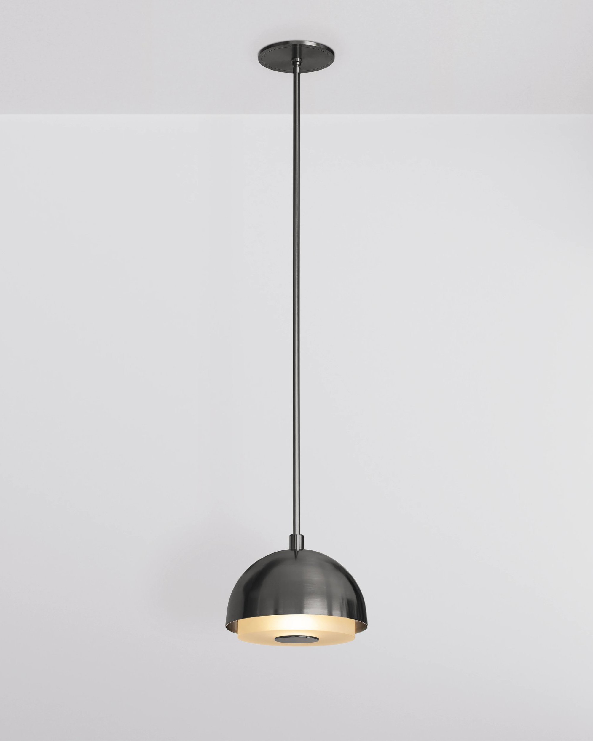 TEMPO 9 SHOWN IN PEWTER