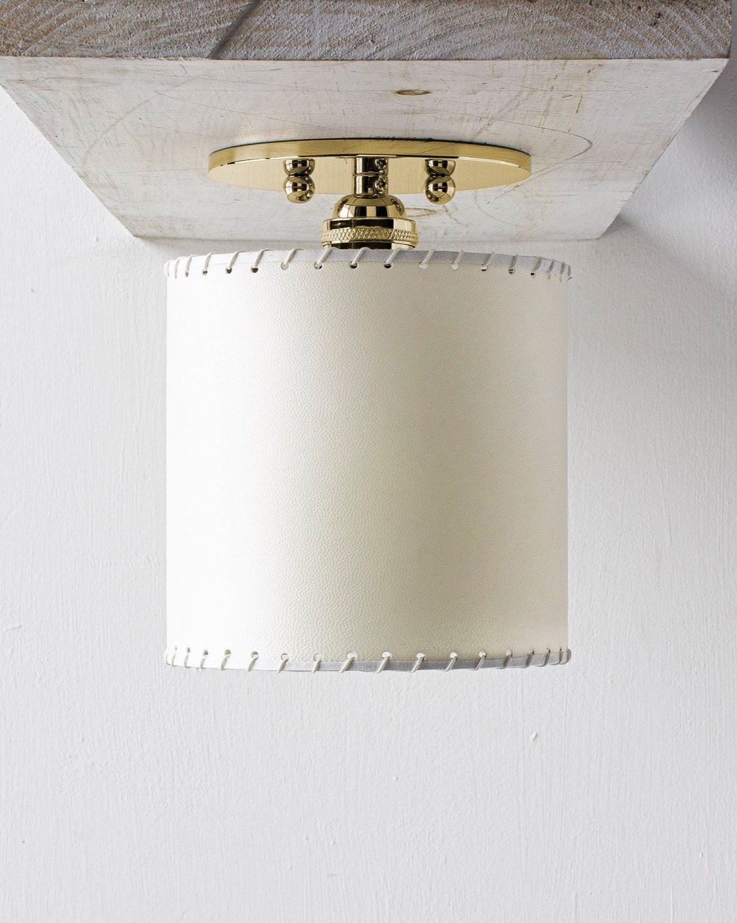 SERIES 02 SMALL FLUSH MOUNT - POLISHED UNLACQUERED BRASS