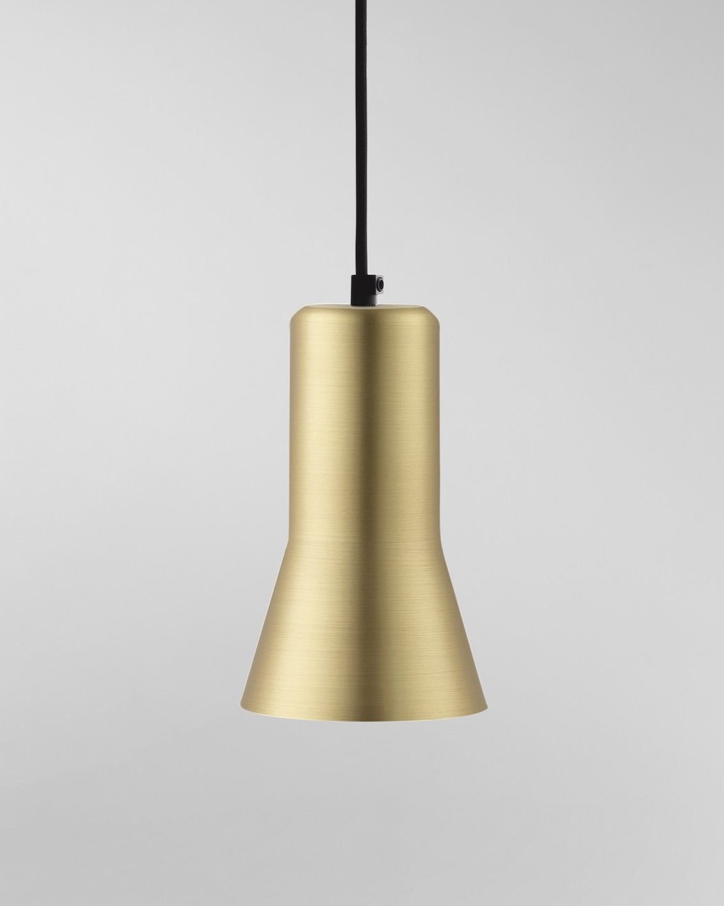 SILHOUETTE PENDANT - CHAMPAGNE ADONISED