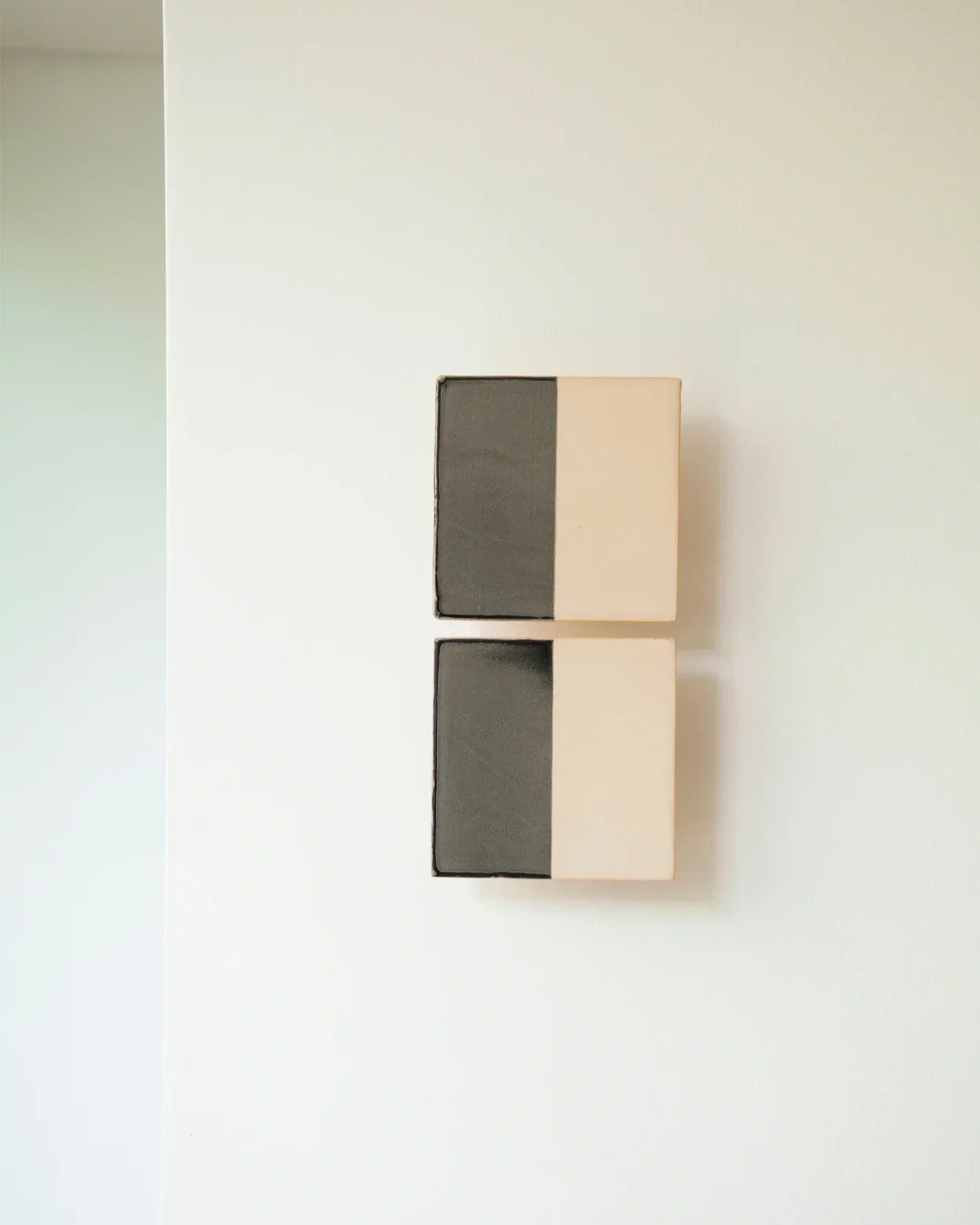 TILES LINE G - GREY + WHITE