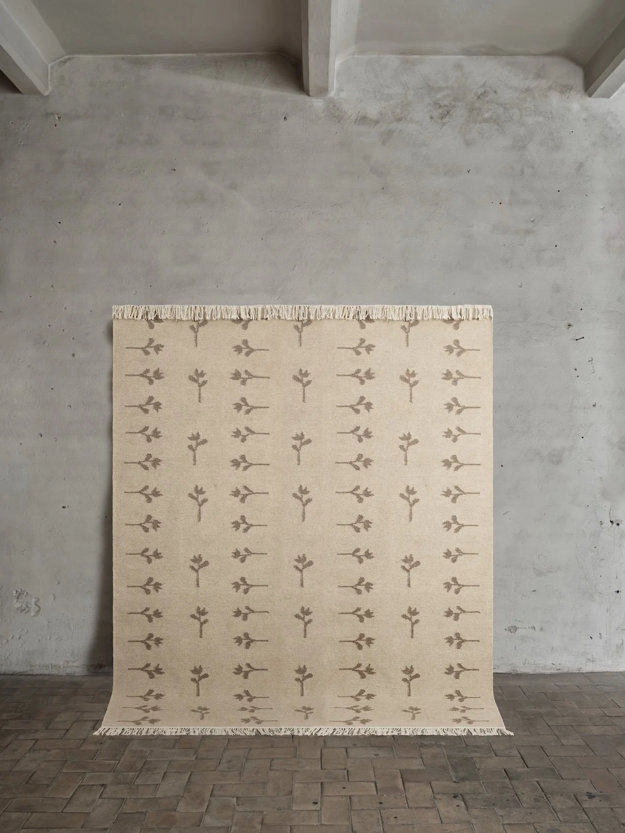 CappelenDimyr_no.17_hanging copy.jpeg