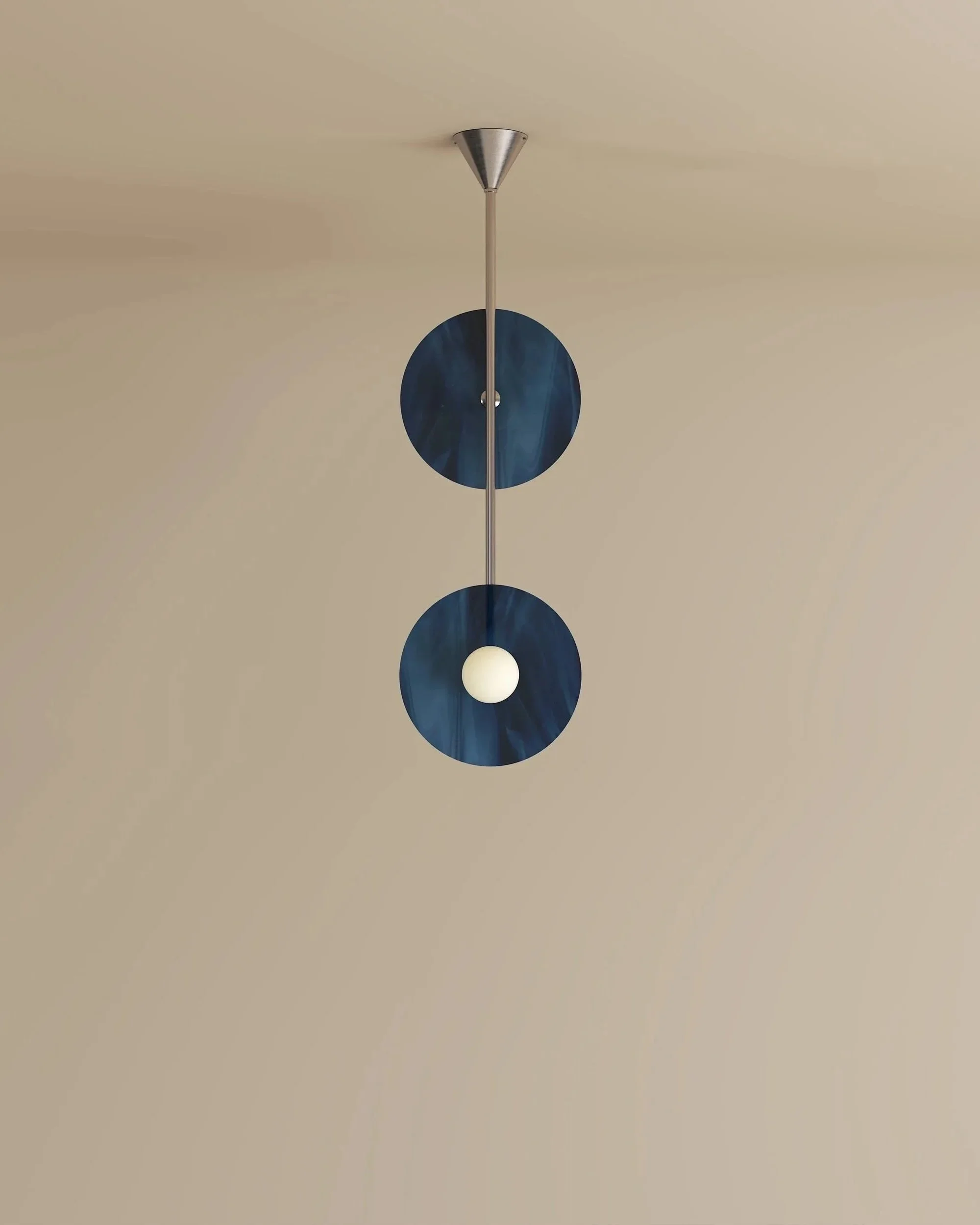 DISC AND SPHERE GLASS PENDANT 01