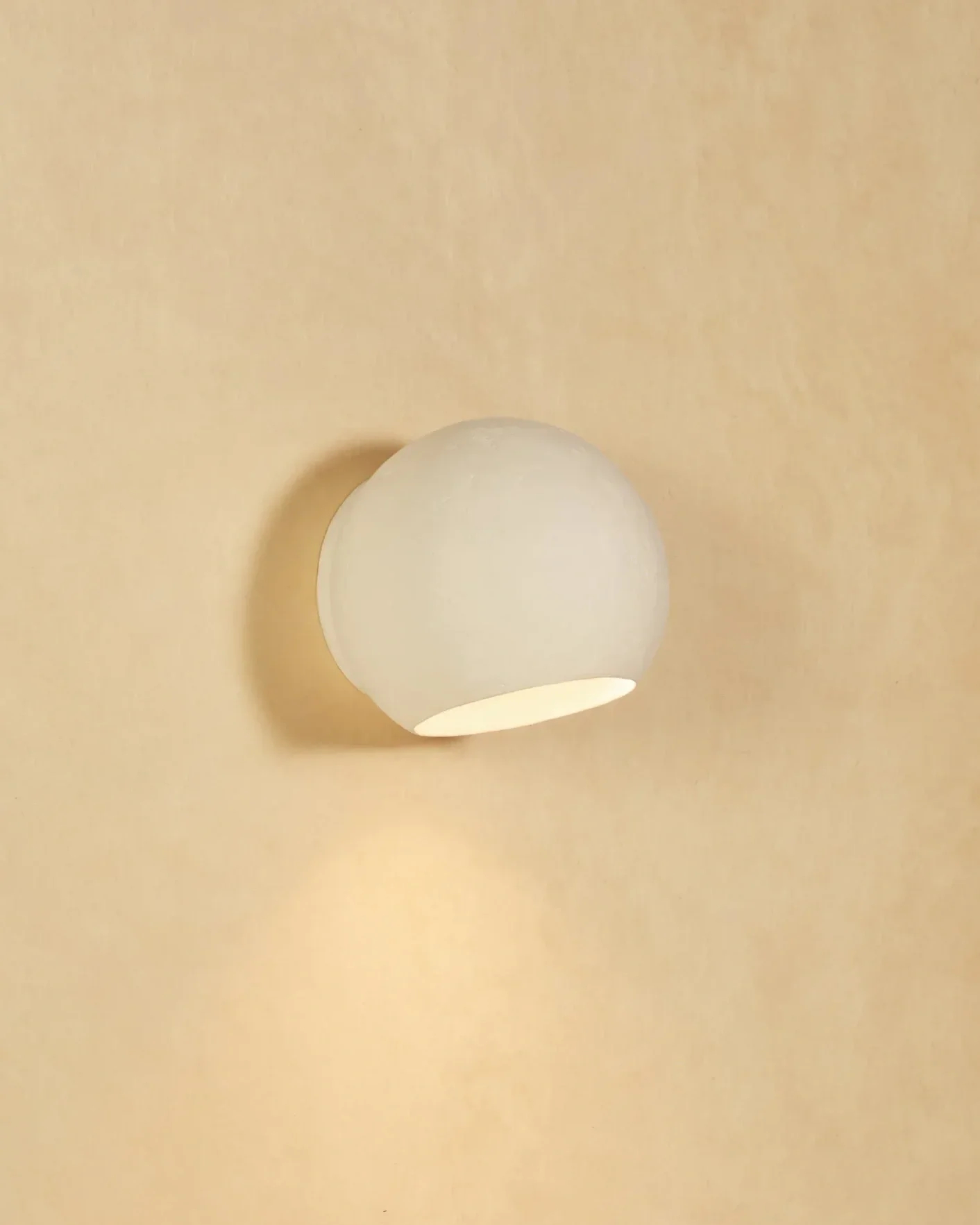 KORA SCONCE - PLASTER