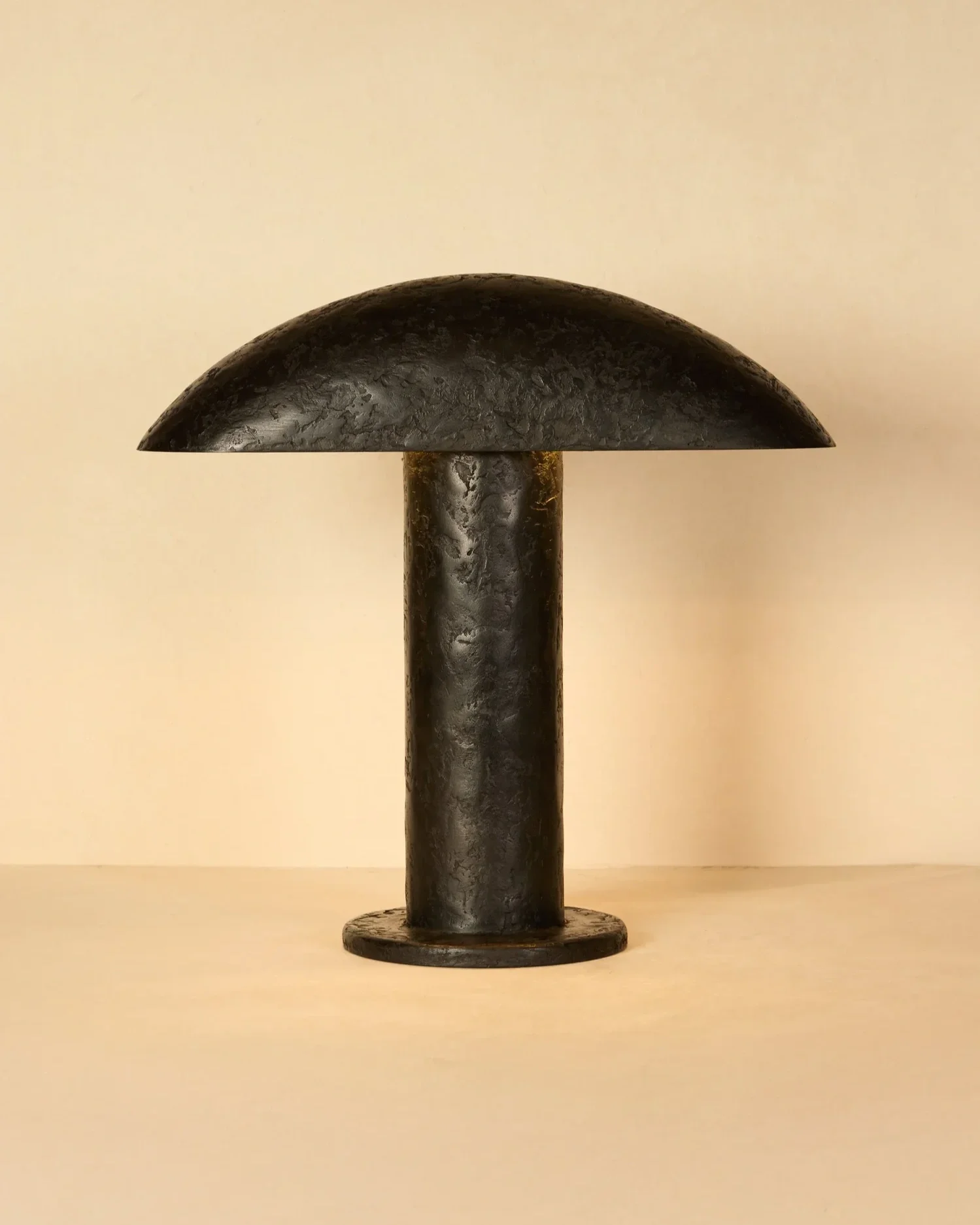 NEZU TABLE LAMP LARGE - BRONZE