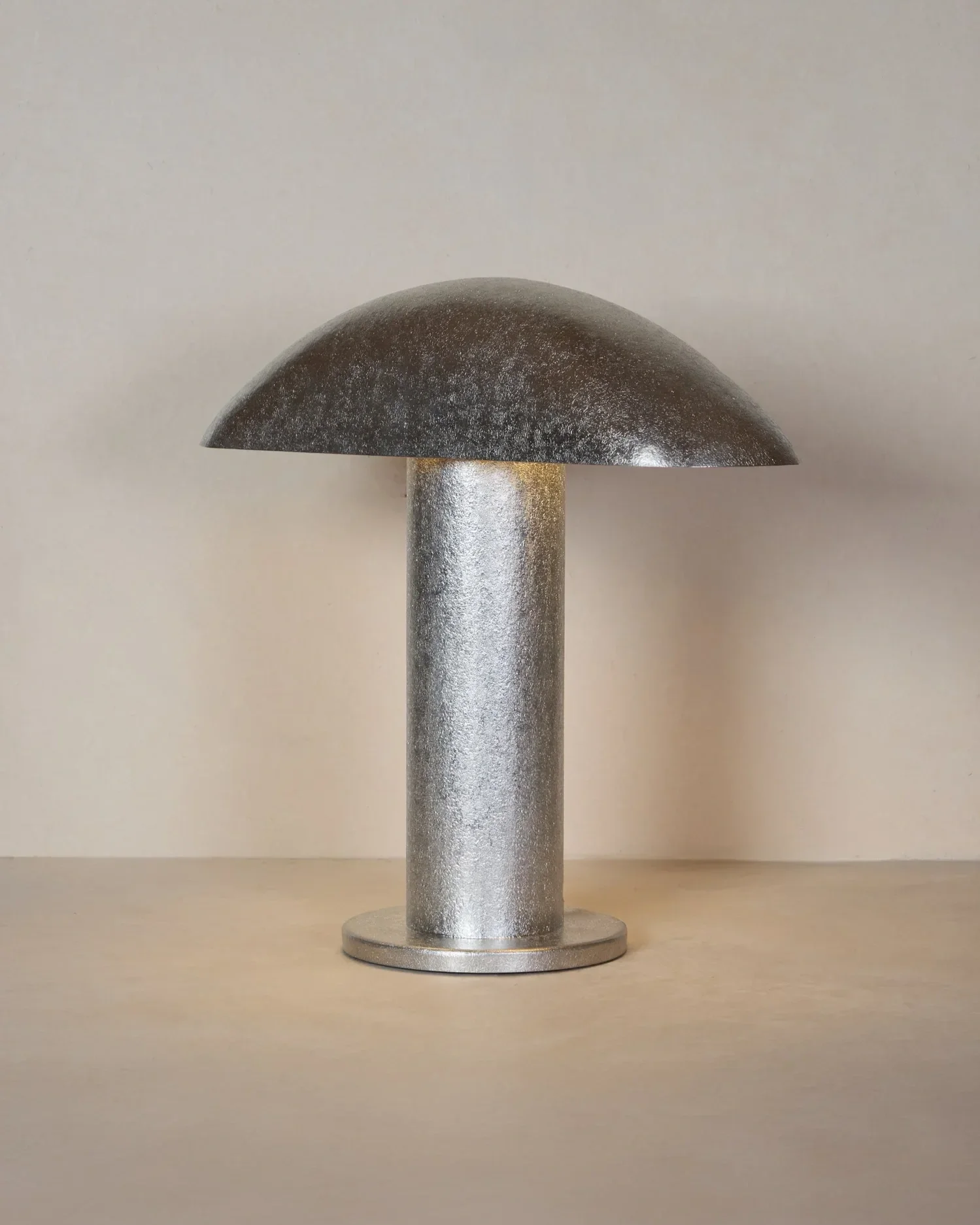 NEZU TABLE LAMP LIMITED EDITION - PEWTER