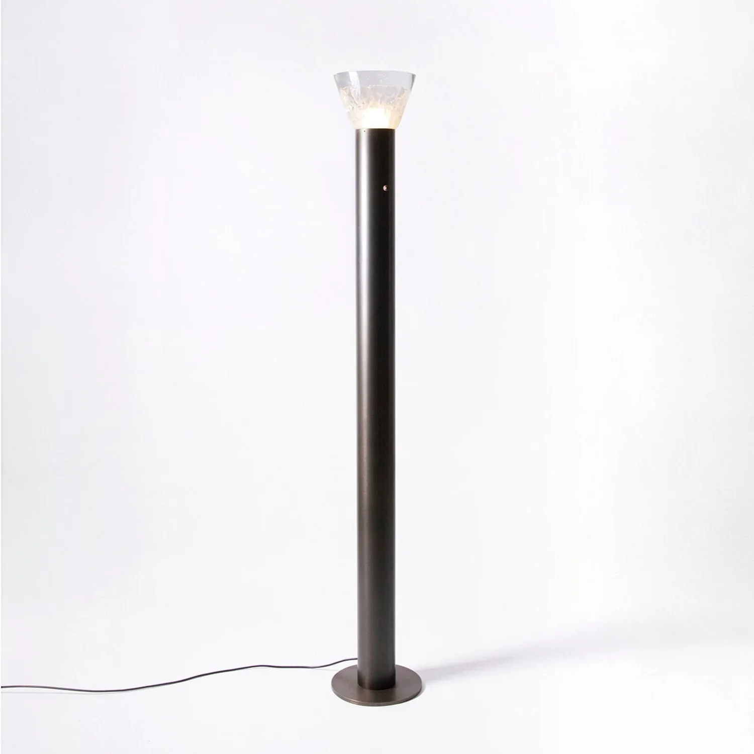 garnieretlinker-phoria-floorlamp-4.webp