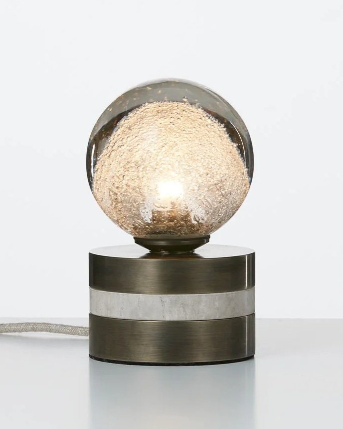 FIZI SHORT TABLE LAMP - BRONZE / TRAVERTINE