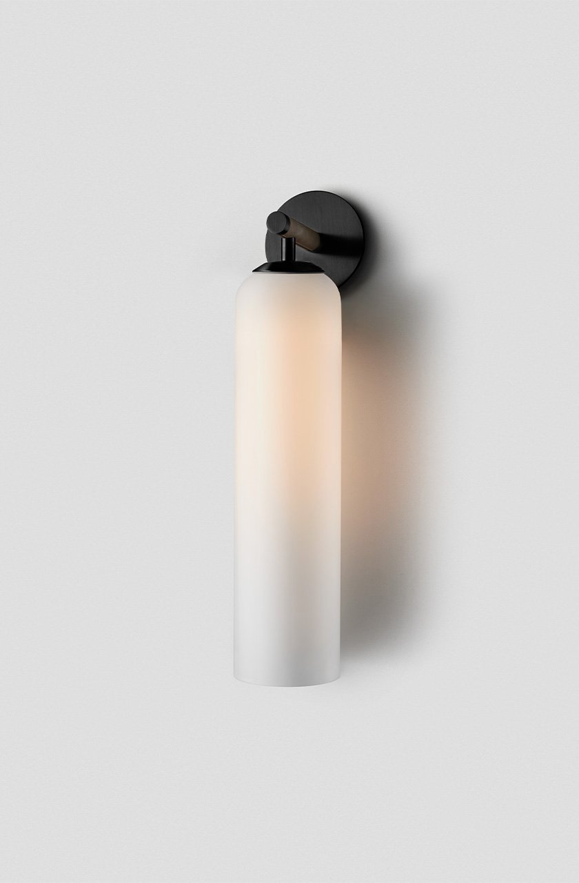 FLOAT HOVER SHORT SCONCE - BLACK ELECTROPLATE / SNOW