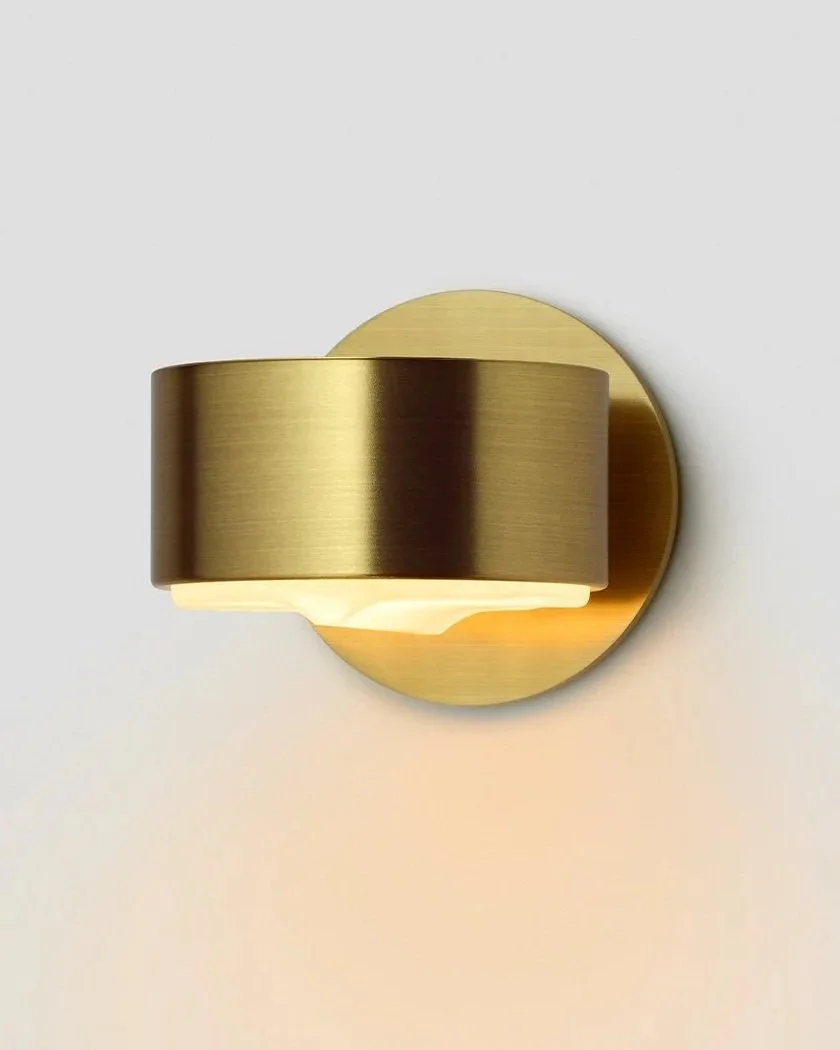 OCCHI INTERIOR FIXED WALL SCONCE - BRASS / FROSTED