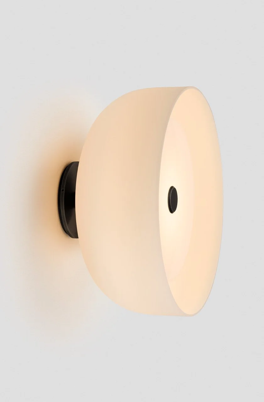 ROLO EXTERIOR FORWARD FACING WALL SCONCE - LARGE - ANODISED BLACK / SNOW