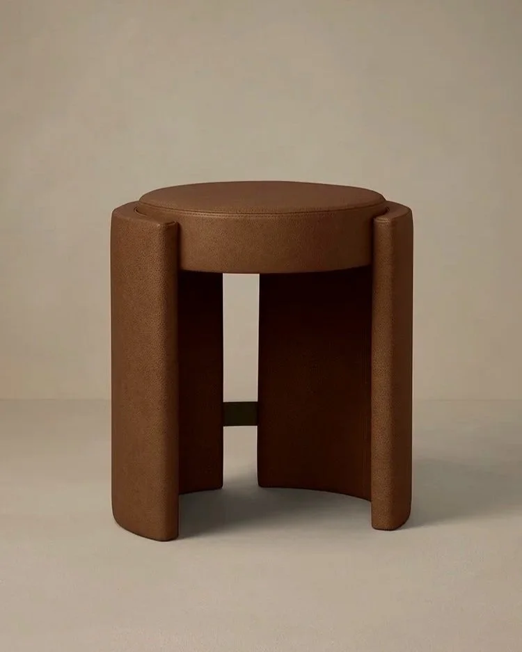 CUFF STOOL - PECAN / BRONZE