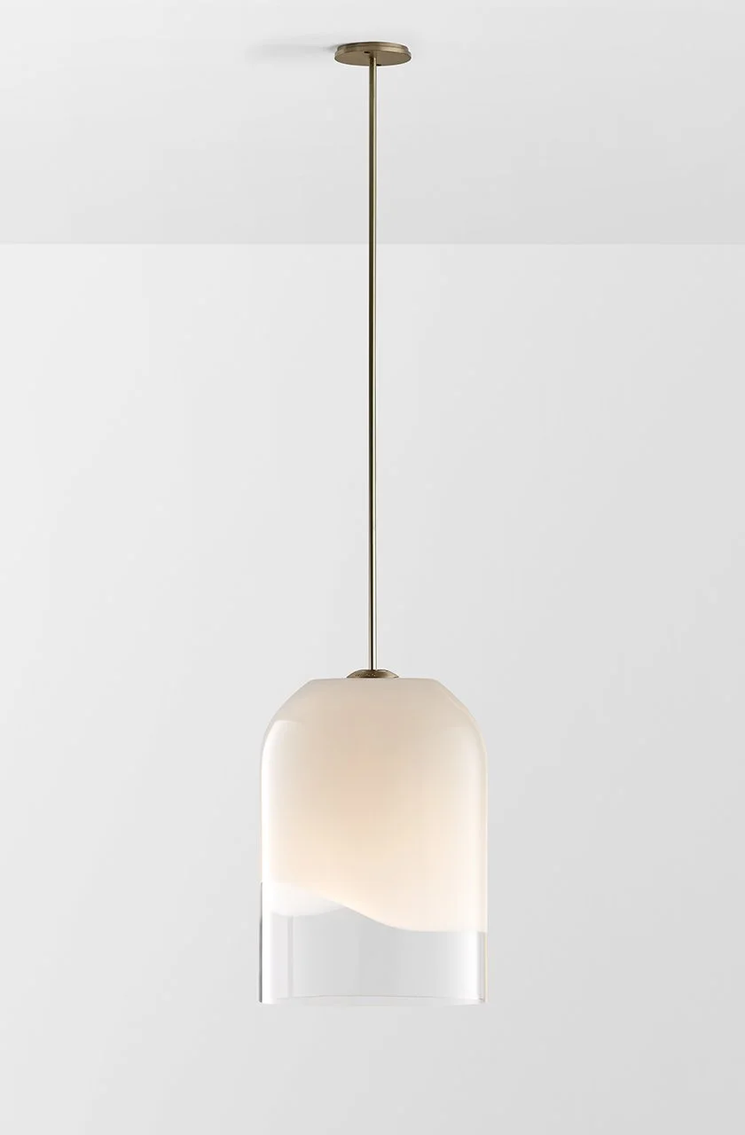 Articolo-Lighting-Moni-Pendant-XL-Clear-White-Brass-On.jpg