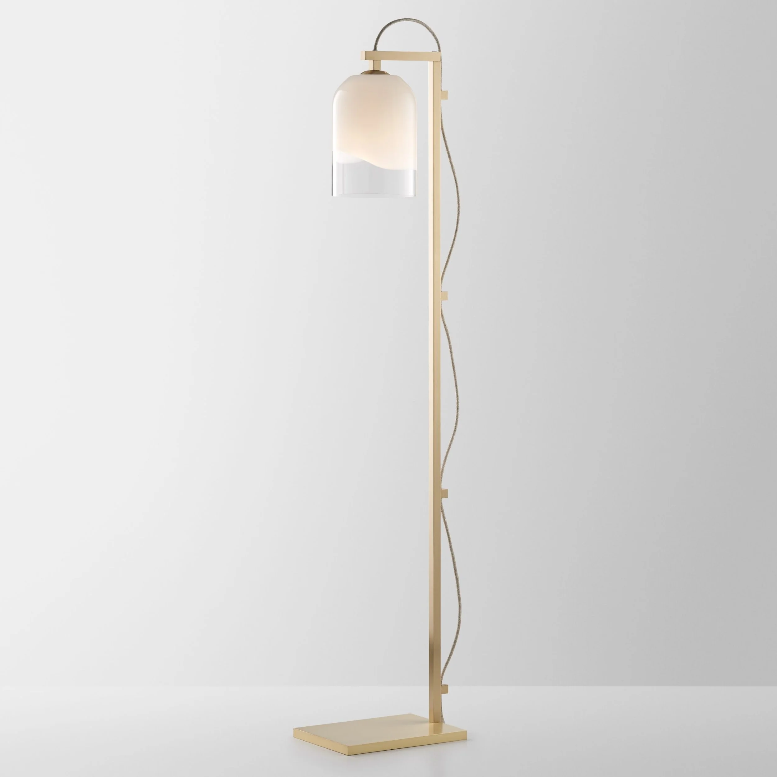 Articolo-Lighting-Moni-Floor-Lamp-White-Clear-Brass-Natural-Linen-Flex-On-RT-scaled.jpg