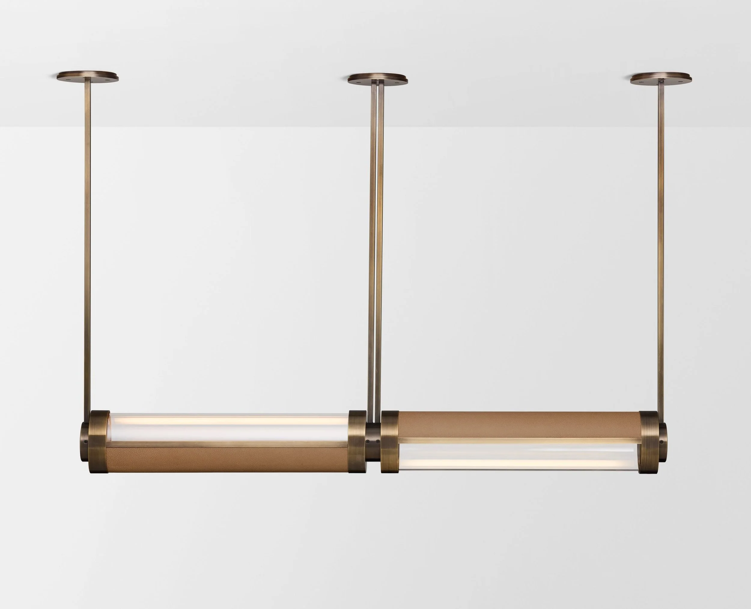 Articolo-Studios-Swivel-500-500-Pendant-Bronze-Nougat-Clear-Facing-Up-Down_ON-1-scaled.jpg