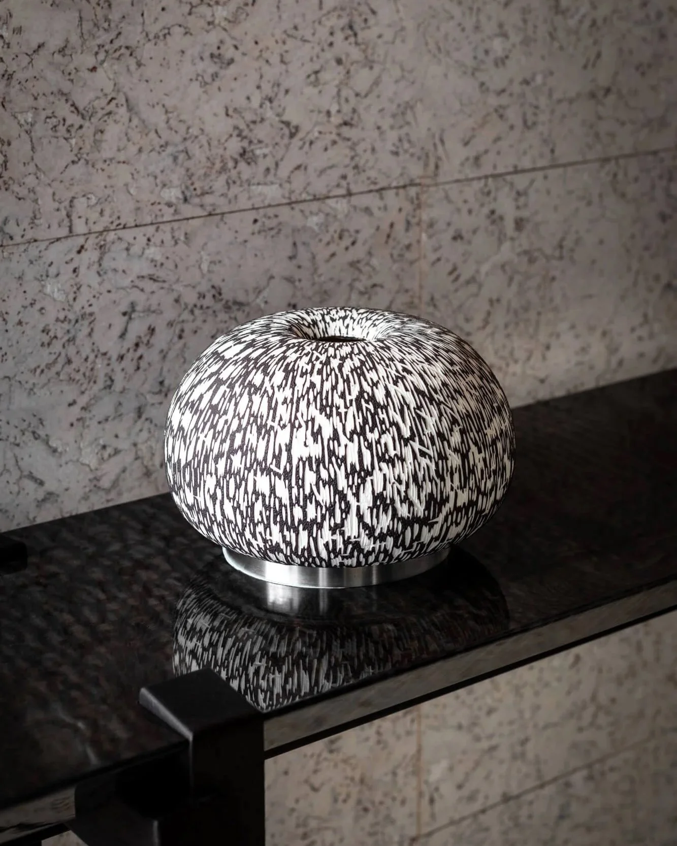 jennifer-midoz-mydriaz-paris-sgraffito-table-lamp-8-2400x.jpg