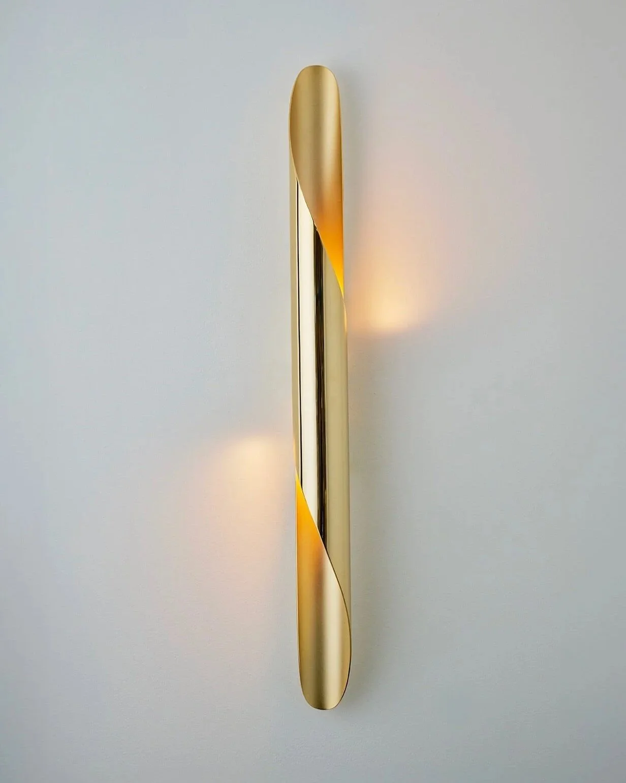 jennifer-midoz-mydriaz-paris-ruban-wall-light-4-2400x.jpg