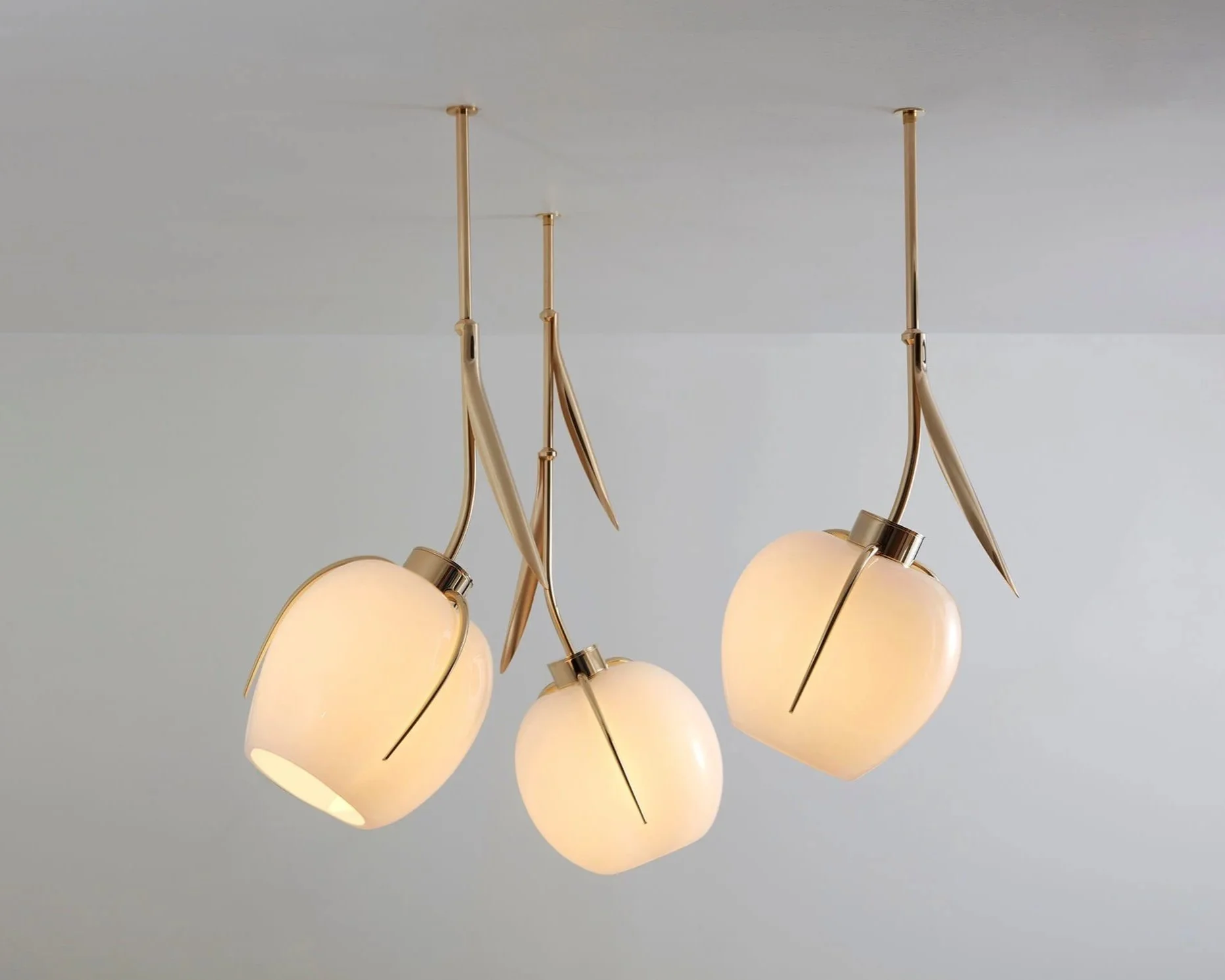 jennifer-midoz-mydriaz-paris-muguet-chandelier-1-2400x.jpg