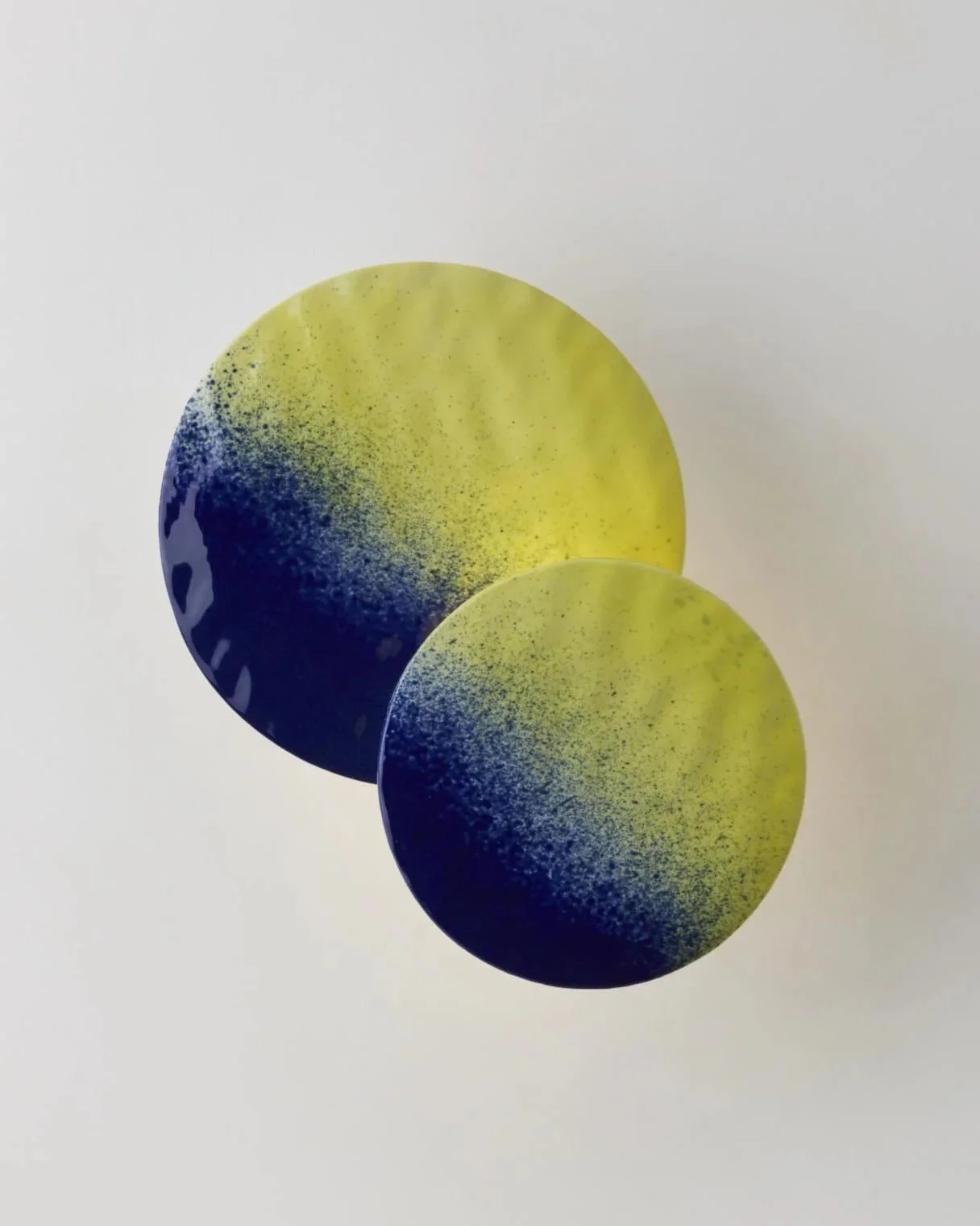 jennifer-midoz-mydriaz-paris-liquide-ceramic-wall-lamp-2-2400x.jpg
