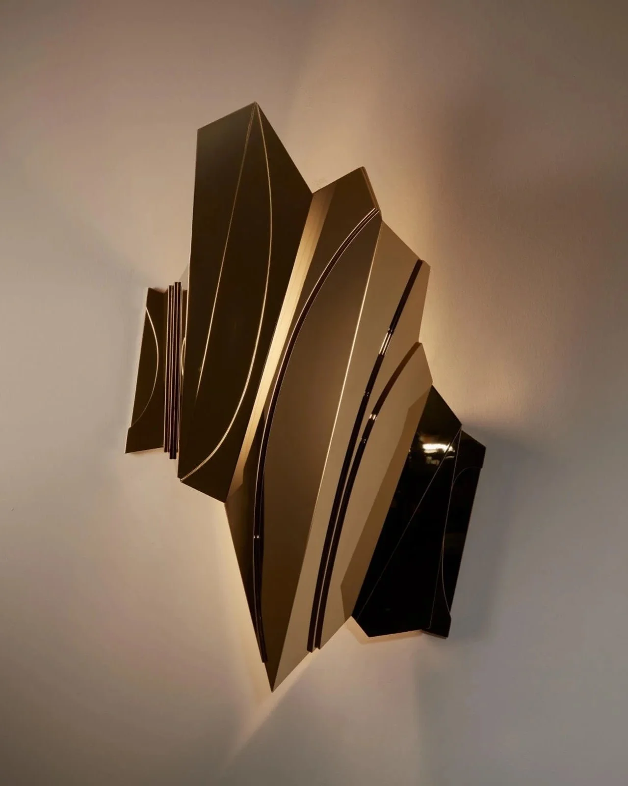 jennifer-midoz-mydriaz-paris-cross-bitume-wall-lamp-1-2400x.jpg