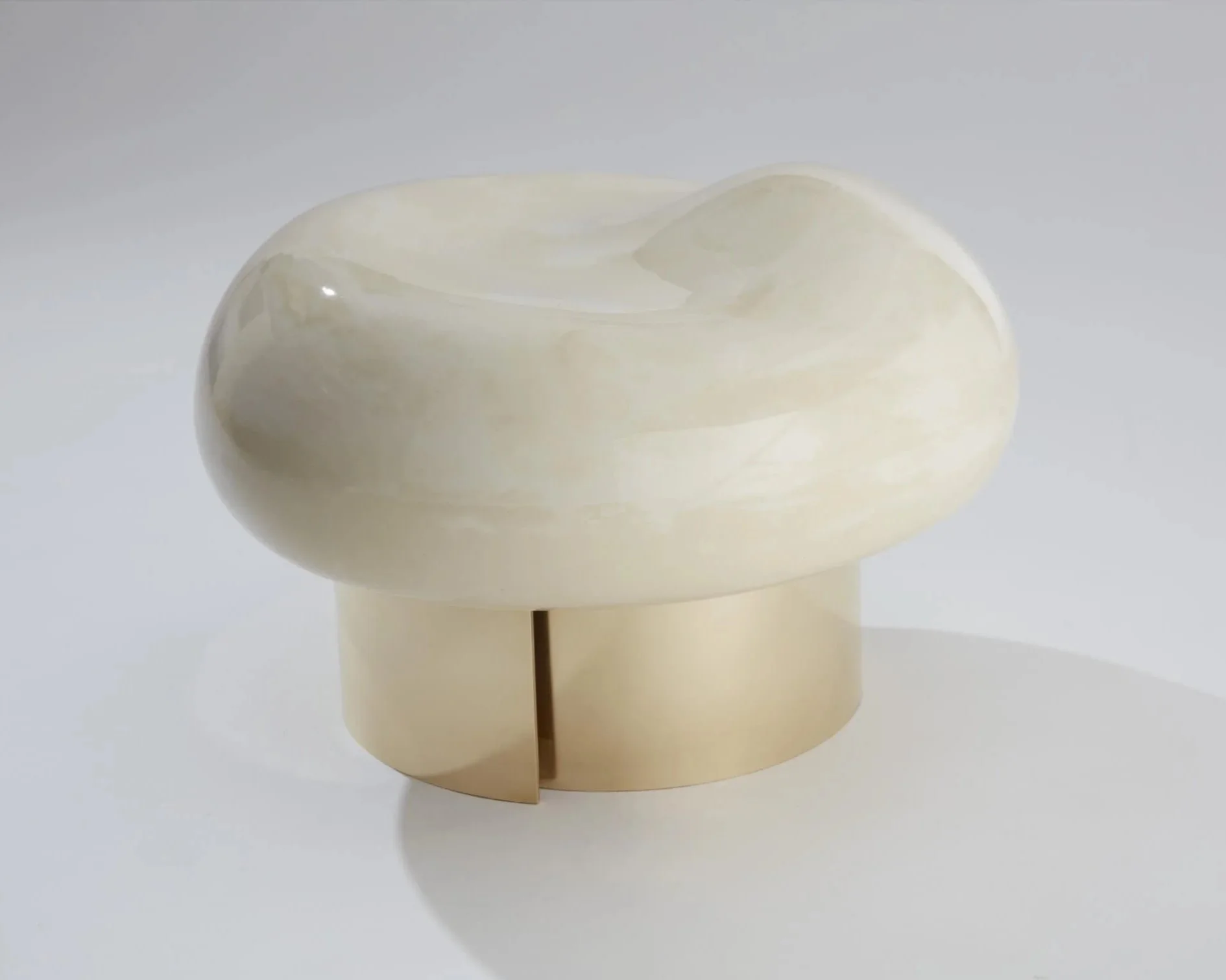 jennifer-midoz-mydriaz-paris-merveilleux02-stool-2-2400x.jpg