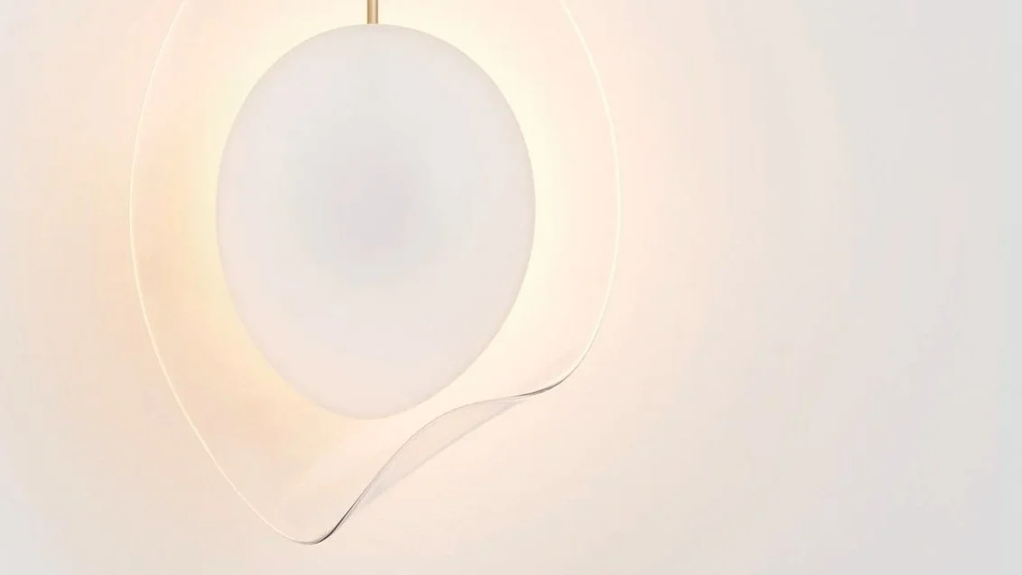 Articolo-Studios-Oval-Pendant-Brass-Snow-Clear-On.jpg