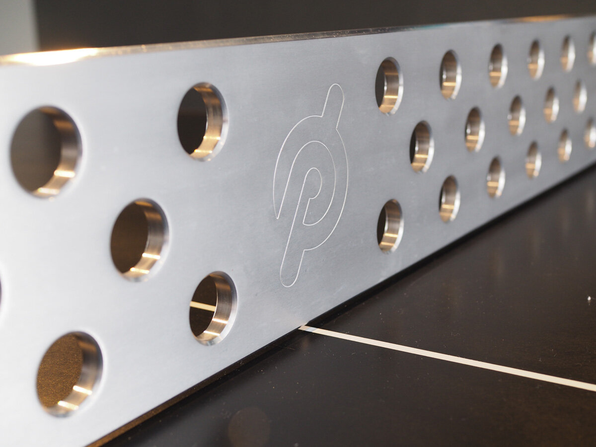 peloton-ping-pong-table-solid-aluminium-net.jpg