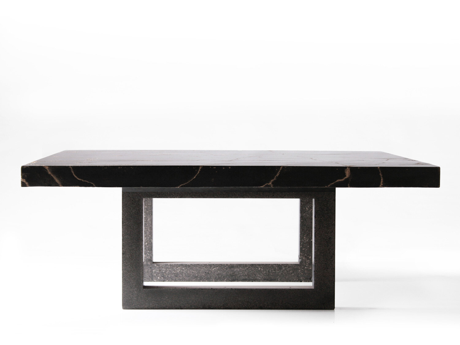 Kintsugi-concrete-coffee-table-gold-black.jpg
