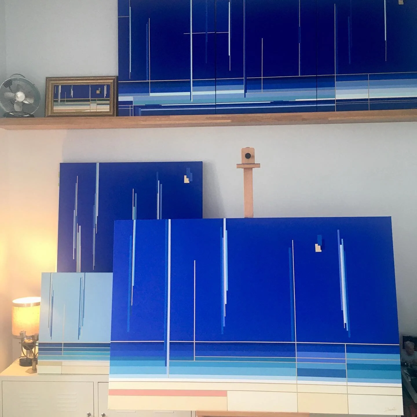 #preparingforexhibition #summervibes #bidartcotebasque #galeriepilitafernaberry #bidarttourisme #interactionofcolor #geometricart #geometricpainting #artathome #happypainter 👨🏼&zwj;🎨 🎨