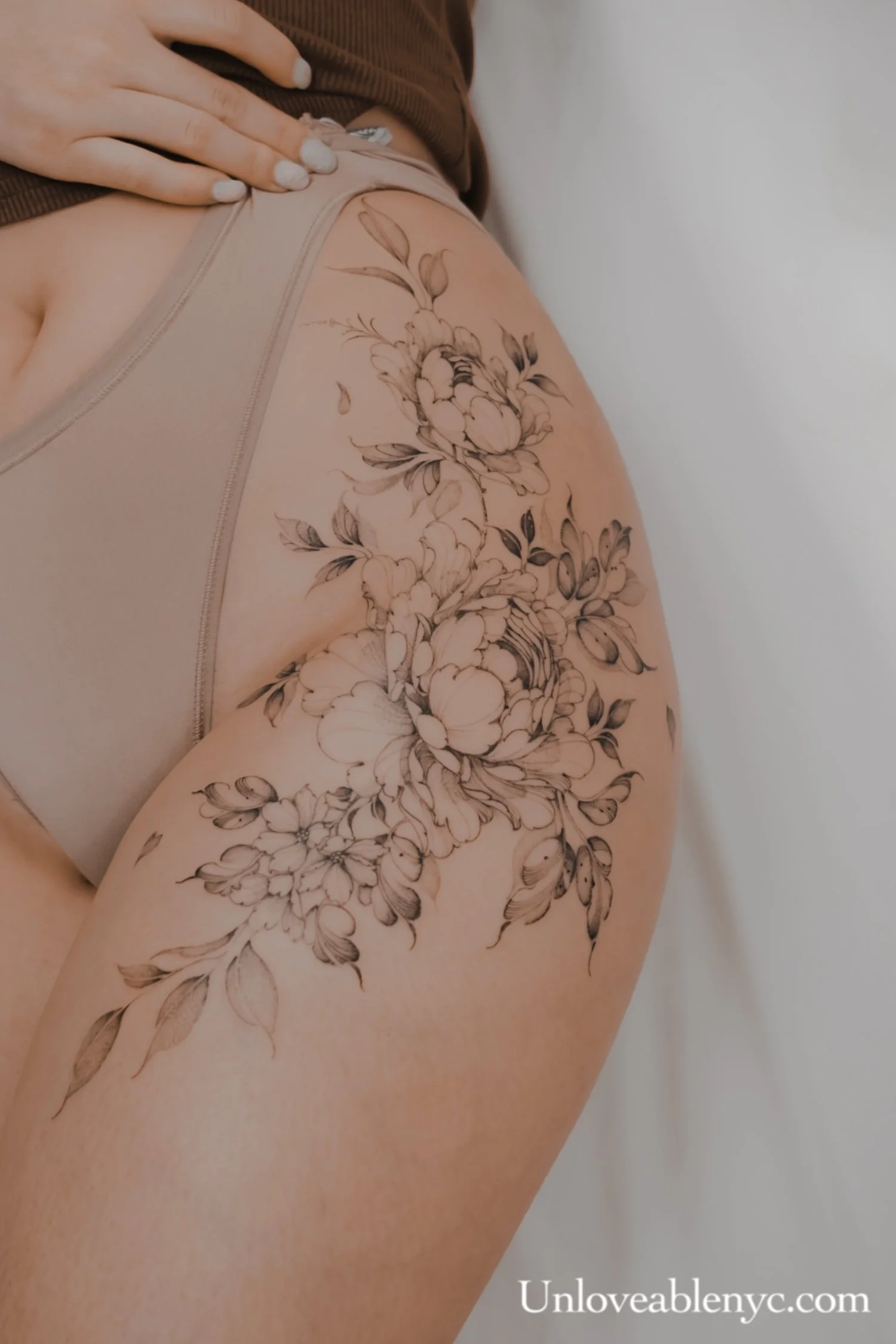 Fine line tattoo artist Brooklyn NY, Black and grey floral flower tattoos, Elegant floral tattoos, Soft detailed tattoos, Delicate floral tattoos NYC, Delicate Minimalist floral tattoos, Fine line botanical tattoos, Custom fine line floral tattoos, B