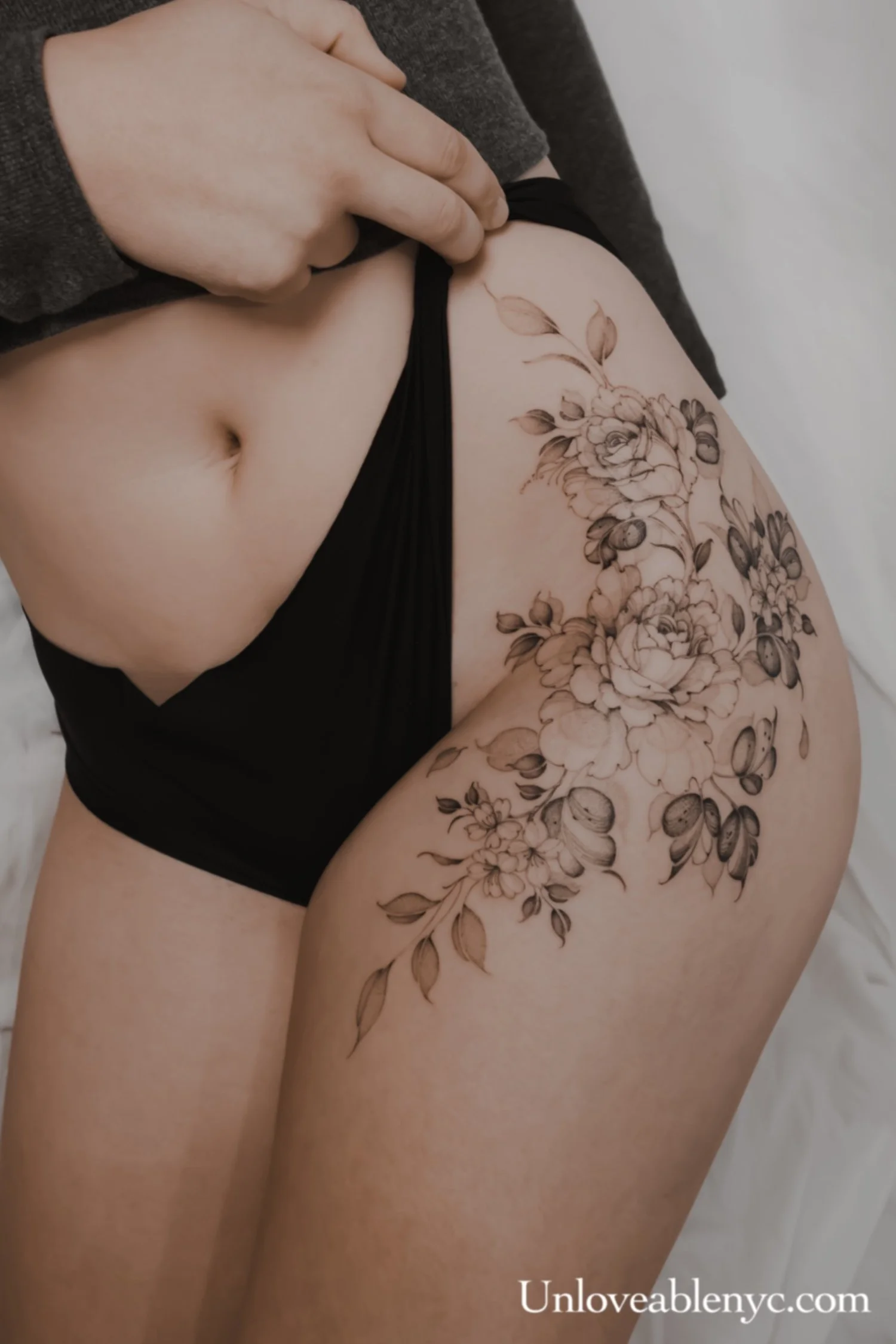 Fine line tattoo artist Brooklyn NY, Black and grey floral flower tattoos, Elegant floral tattoos, Soft detailed tattoos, Delicate floral tattoos NYC, Delicate Minimalist floral tattoos, Fine line botanical tattoos, Custom fine line floral tattoos, B