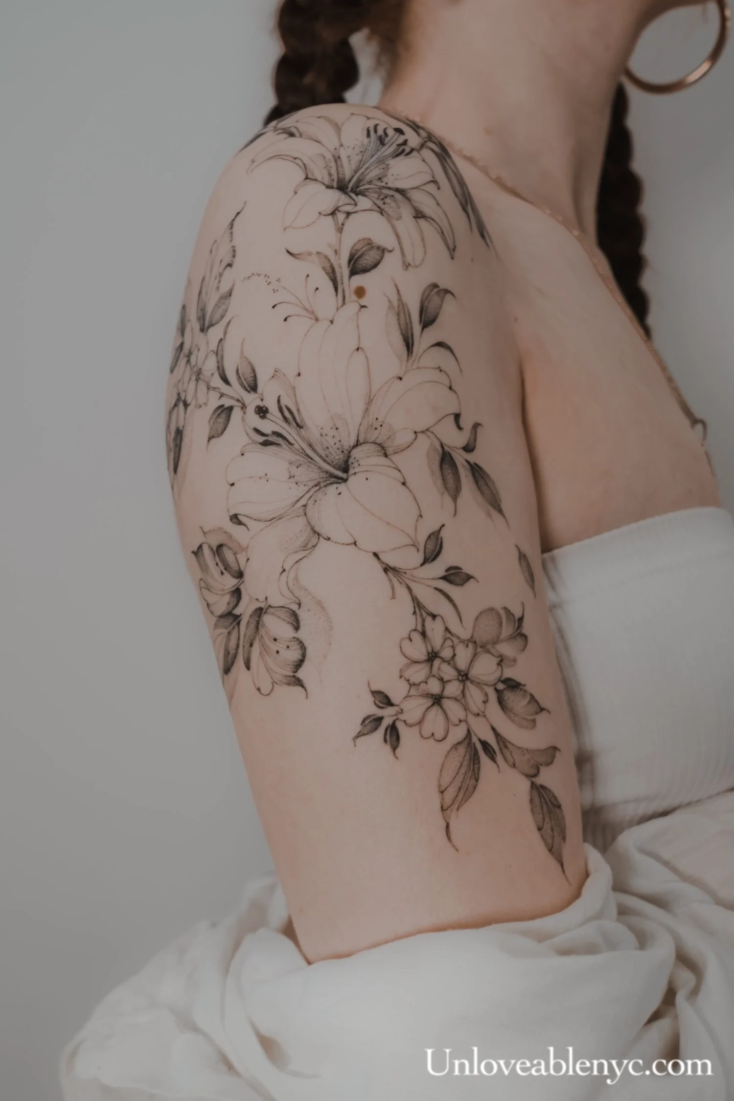Fine line tattoo artist Brooklyn NY, Black and grey floral flower tattoos, Elegant floral tattoos, Soft detailed tattoos, Delicate floral tattoos NYC, Delicate Minimalist floral tattoos, Fine line botanical tattoos, Custom fine line floral tattoos, B
