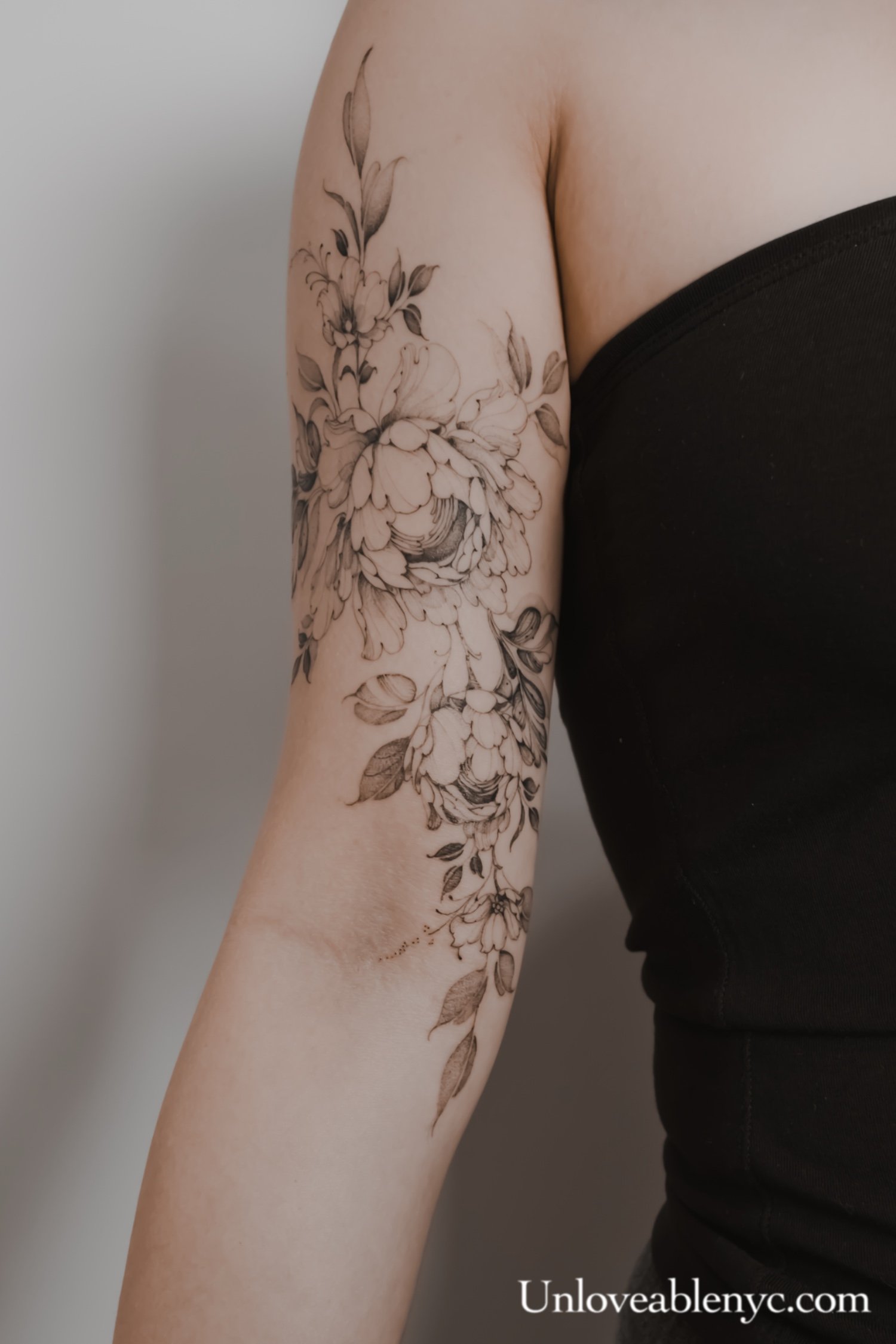 Fine line tattoo artist Brooklyn NY, Black and grey floral flower tattoos, Elegant floral tattoos, Soft detailed tattoos, Delicate floral tattoos NYC, Delicate Minimalist floral tattoos, Fine line botanical tattoos, Custom fine line floral tattoos, B