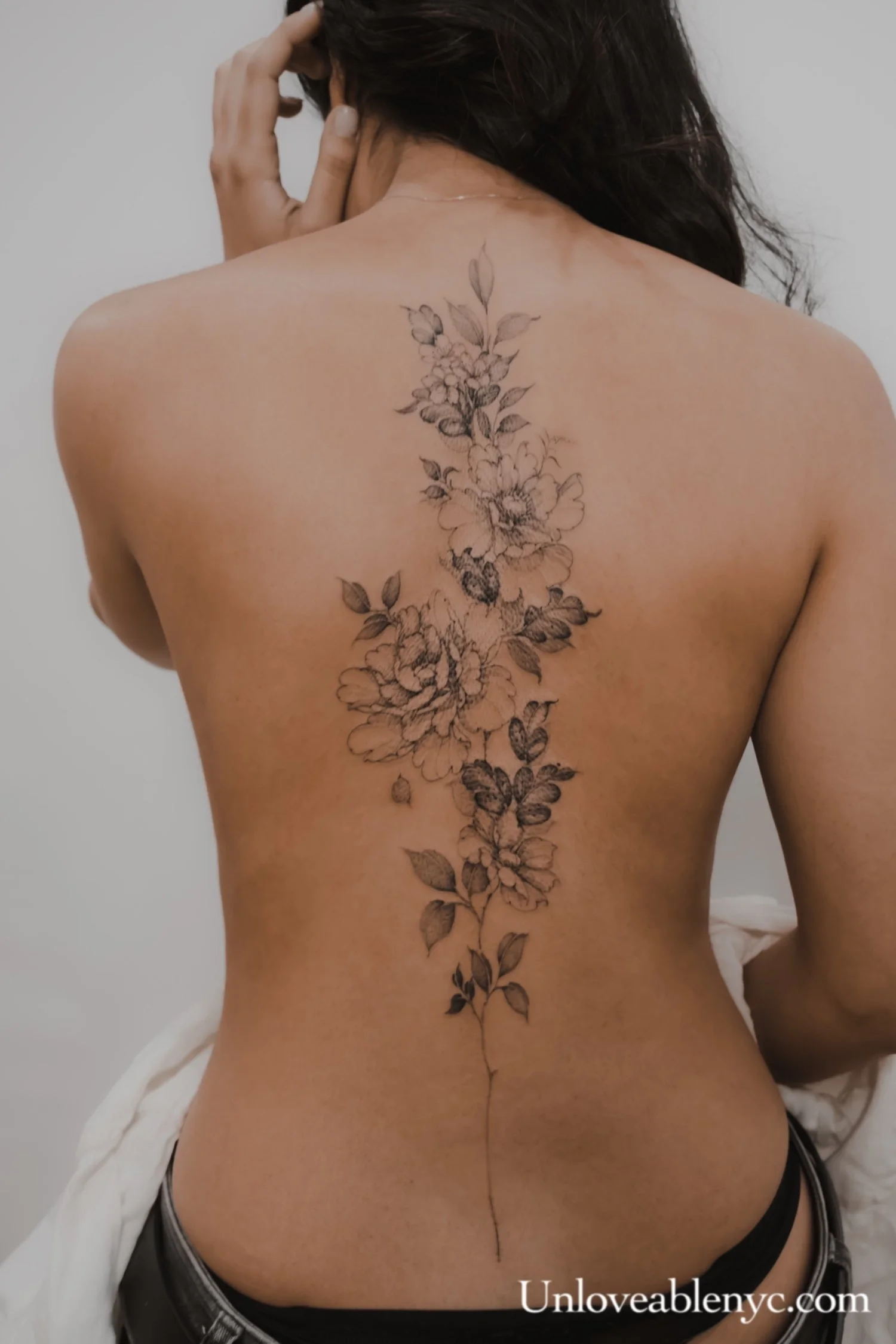 Fine line tattoo artist Brooklyn NY, Black and grey floral flower tattoos, Elegant floral tattoos, Soft detailed tattoos, Delicate floral tattoos NYC, Delicate Minimalist floral tattoos, Fine line botanical tattoos, Custom fine line floral tattoos, B