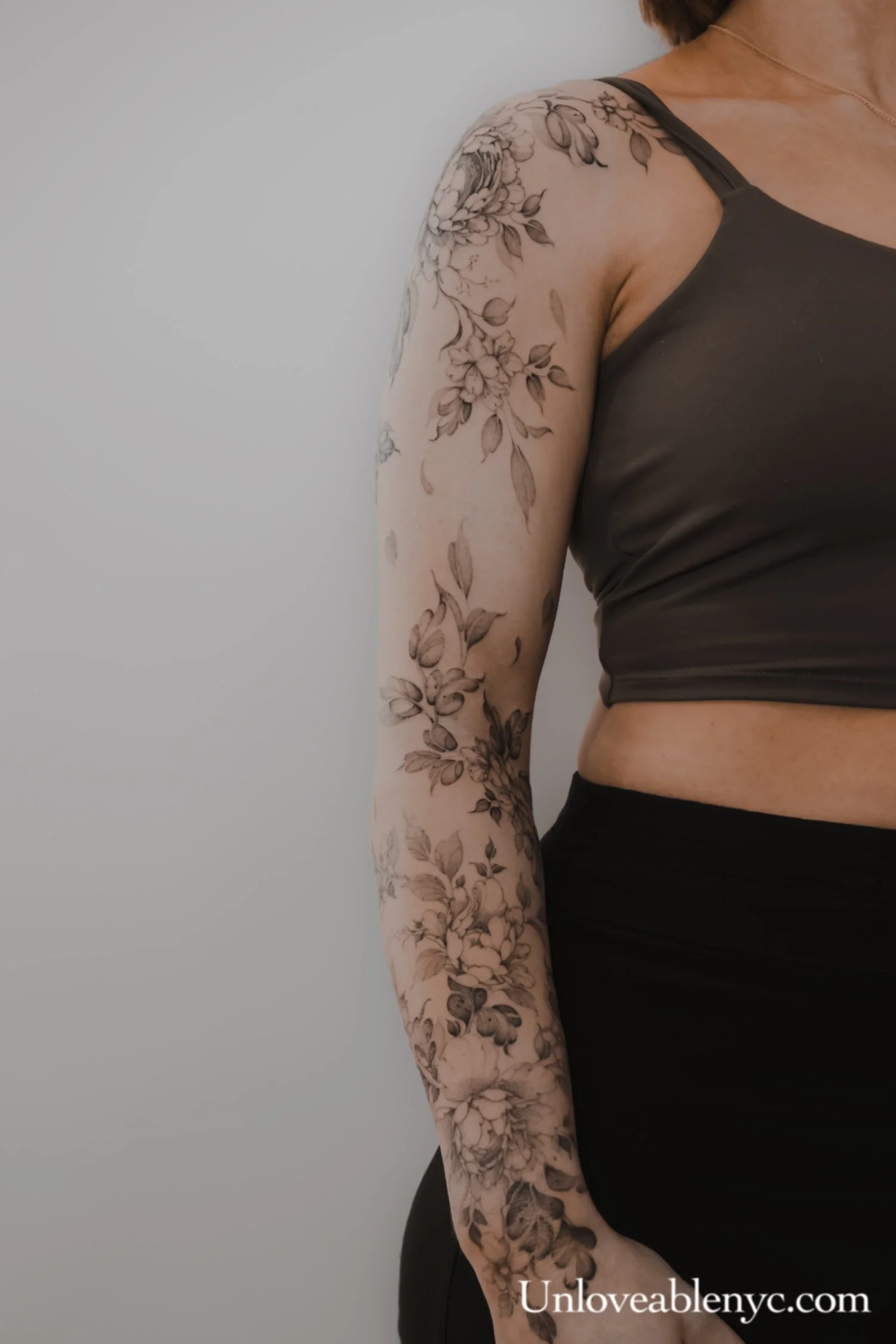 Fine line tattoo artist Brooklyn NY, Black and grey floral flower tattoos, Elegant floral tattoos, Soft detailed tattoos, Delicate floral tattoos NYC, Delicate Minimalist floral tattoos, Fine line botanical tattoos, Custom fine line floral tattoos, B