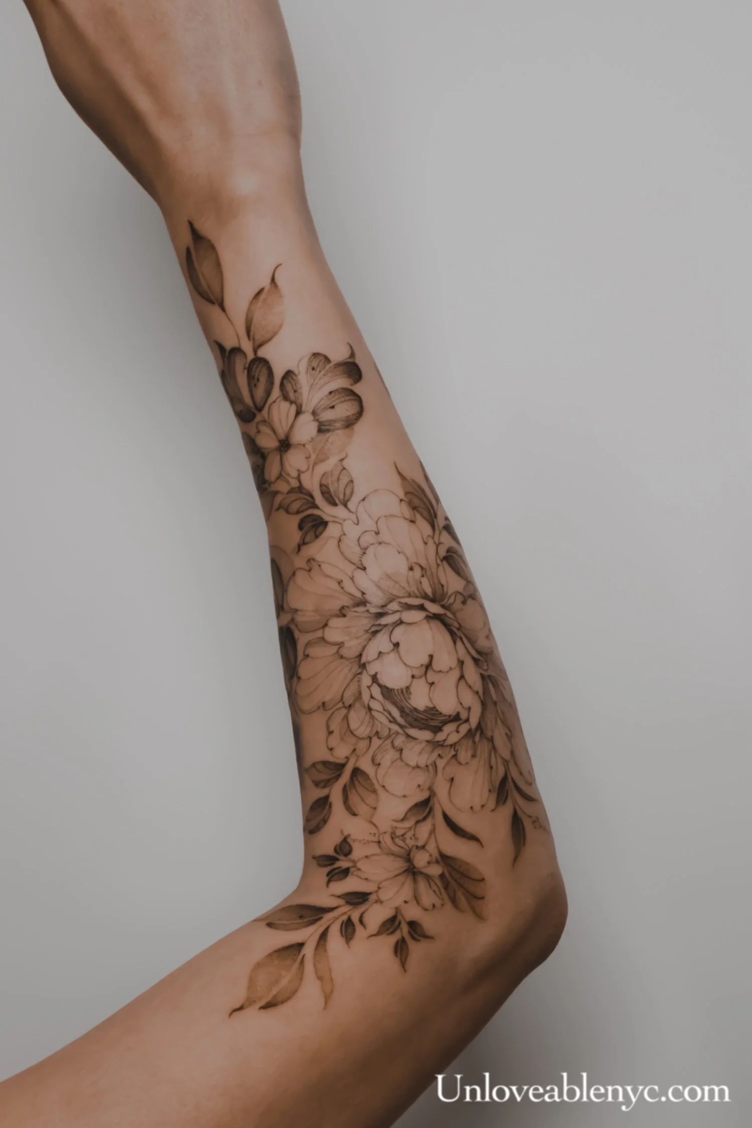 Fine line tattoo artist Brooklyn NY, Black and grey floral flower tattoos, Elegant floral tattoos, Soft detailed tattoos, Delicate floral tattoos NYC, Delicate Minimalist floral tattoos, Fine line botanical tattoos, Custom fine line floral tattoos, B