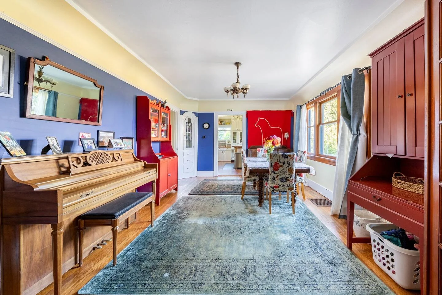 Dining Room at Flower Feather Farm, the best AirBNB near Bellingham