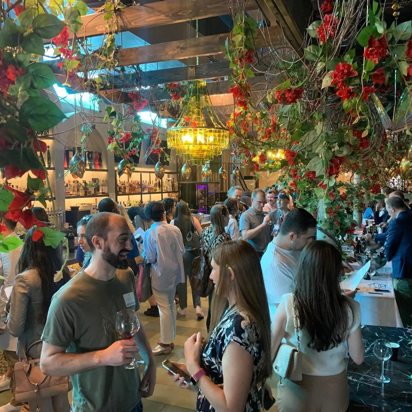 Slow Food DC was invited to participate in a recent event featuring the wines of Sicily, hosted by the Consortium of Tutela Vini Sicilia DOC. @cbadarac represented our board at this event and she appreciated the opportunity to learn about the history
