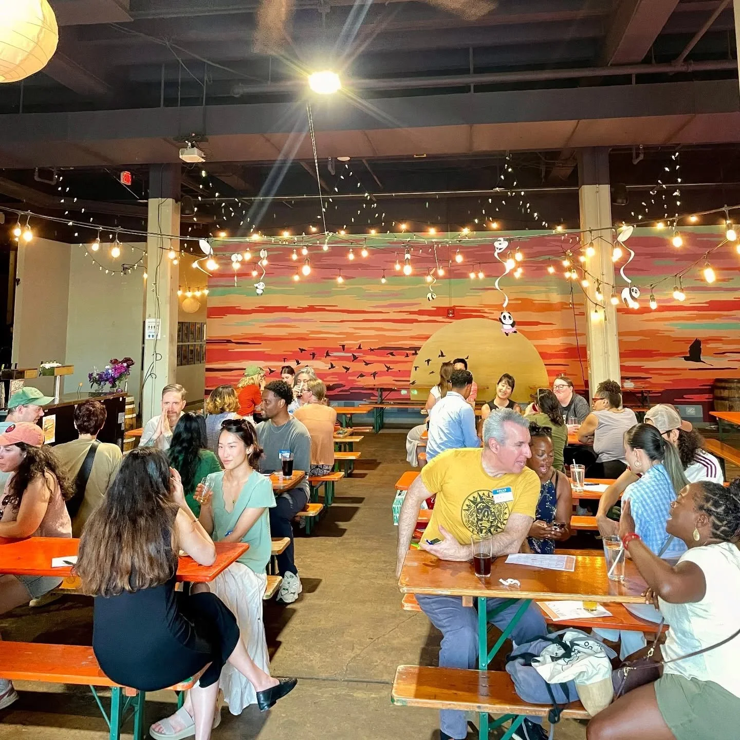 The Slow Food DC team had a blast hosting last night's Foodie Happy Hour with @messhalldc !  It was fantastic to see so many food enthusiasts, local makers, business owners, and community members gathered together.

The happy hour took place at City-