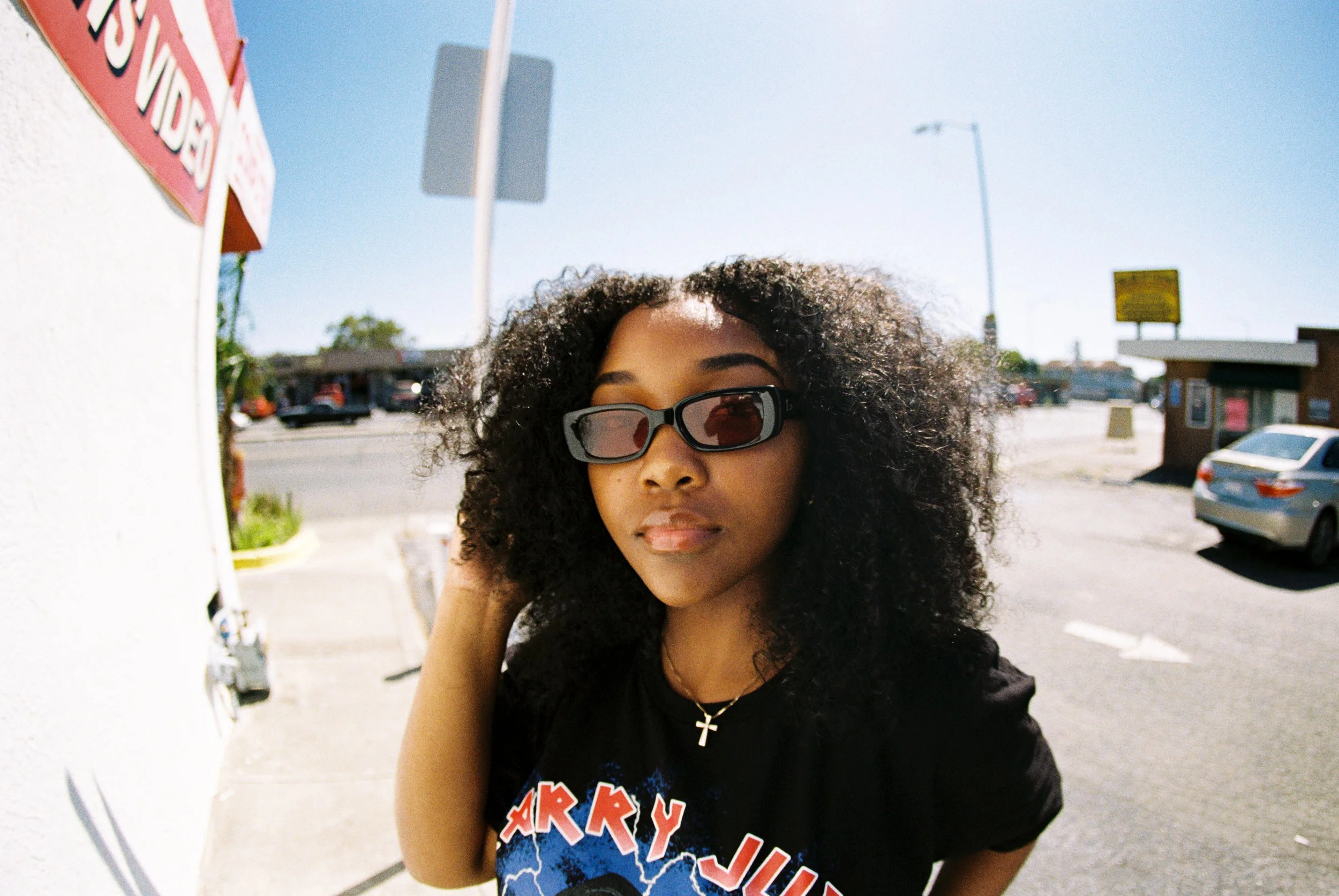 2581255_2581255-R1-073-35.JPG