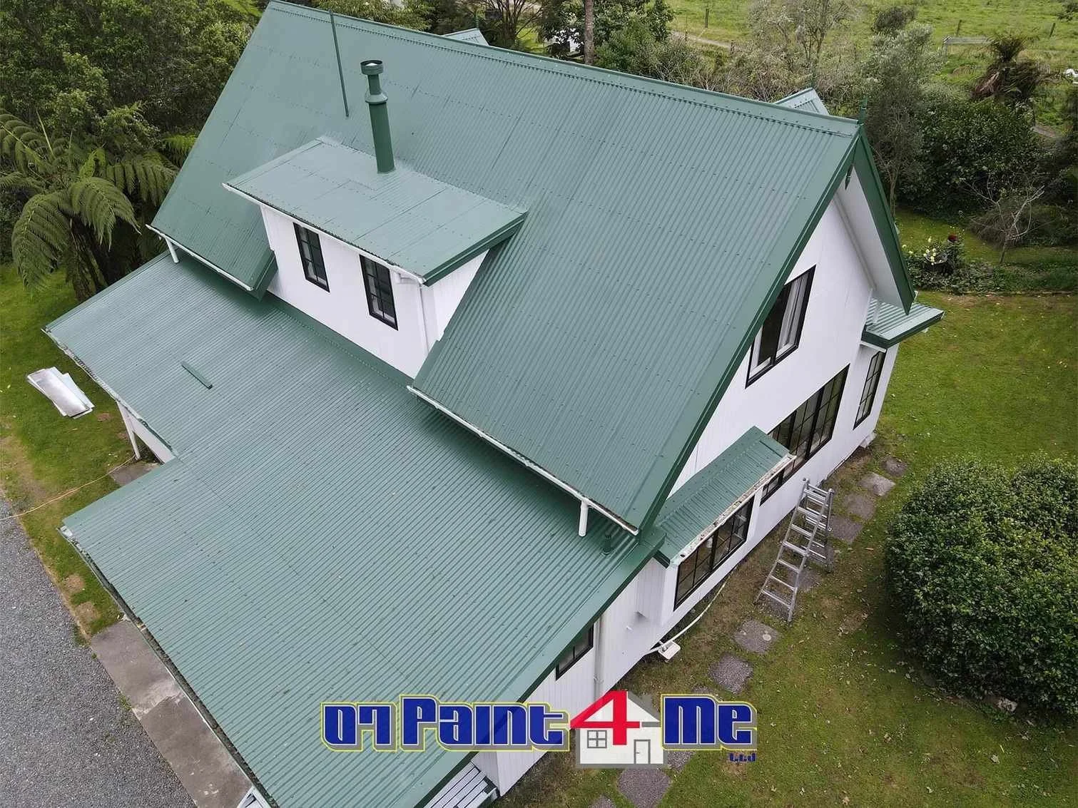 Roof+Painting+Farmhouse+Tokoroa+compressed.jpg