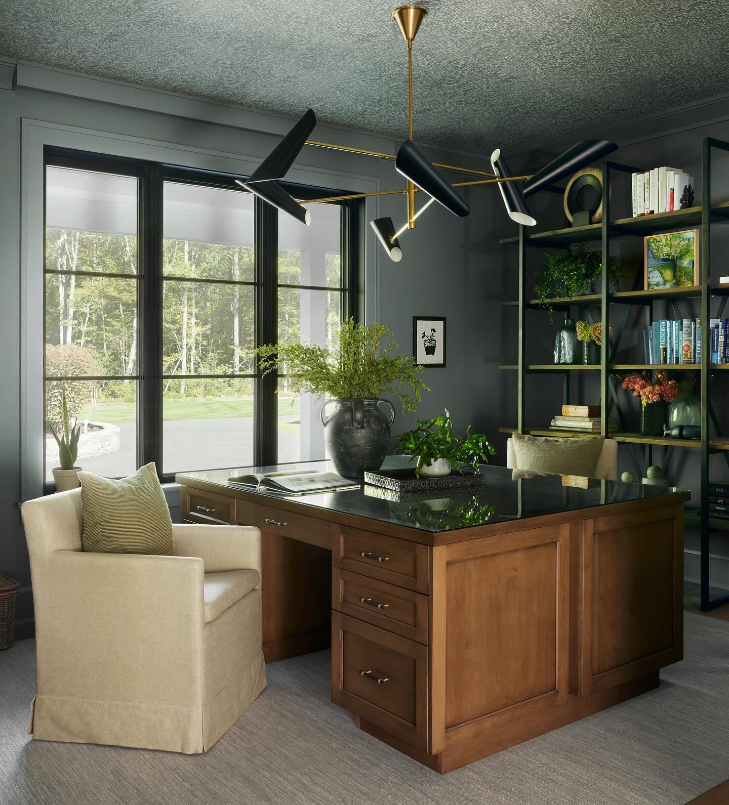 Work from home at a whole new level. 

As seen in @nehomemagazine last year.