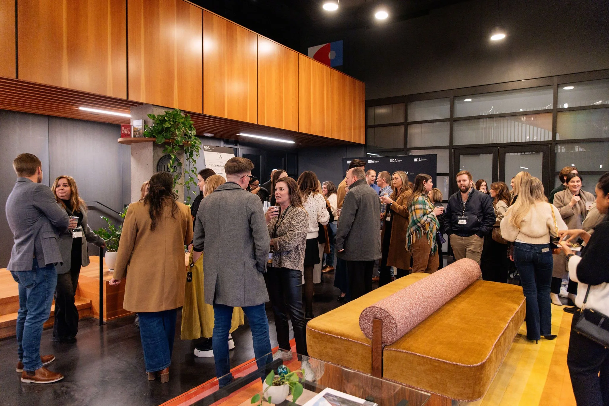 RiseandRefineHappyHour_0107.jpg