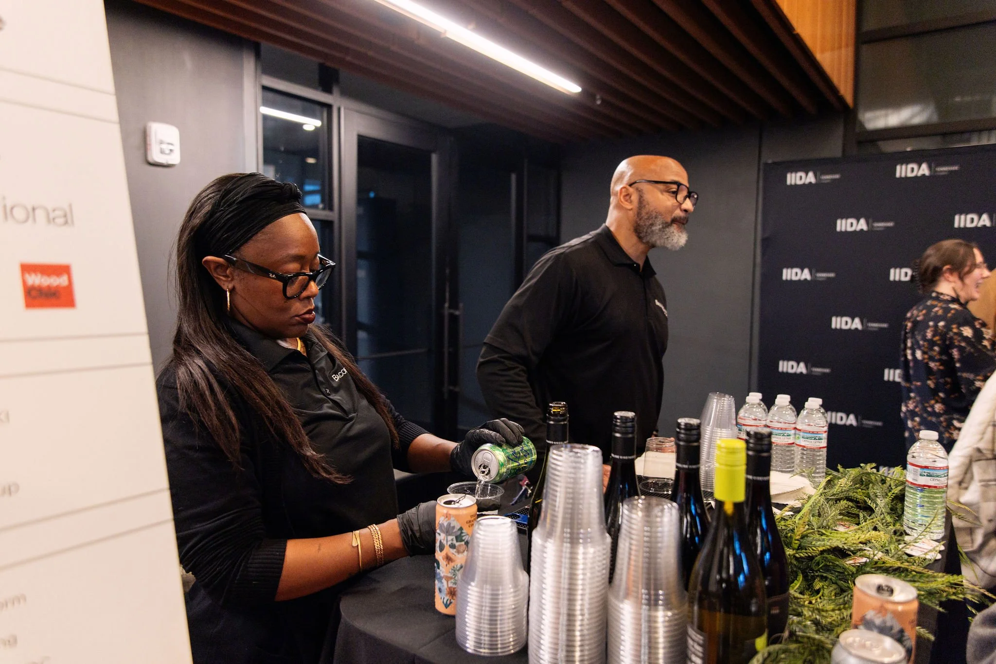 RiseandRefineHappyHour_0097.jpg