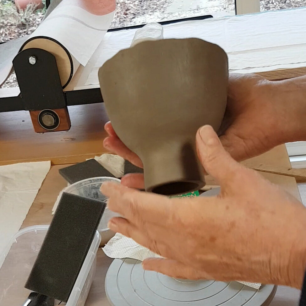 handbuilding techniques - building a coil pot