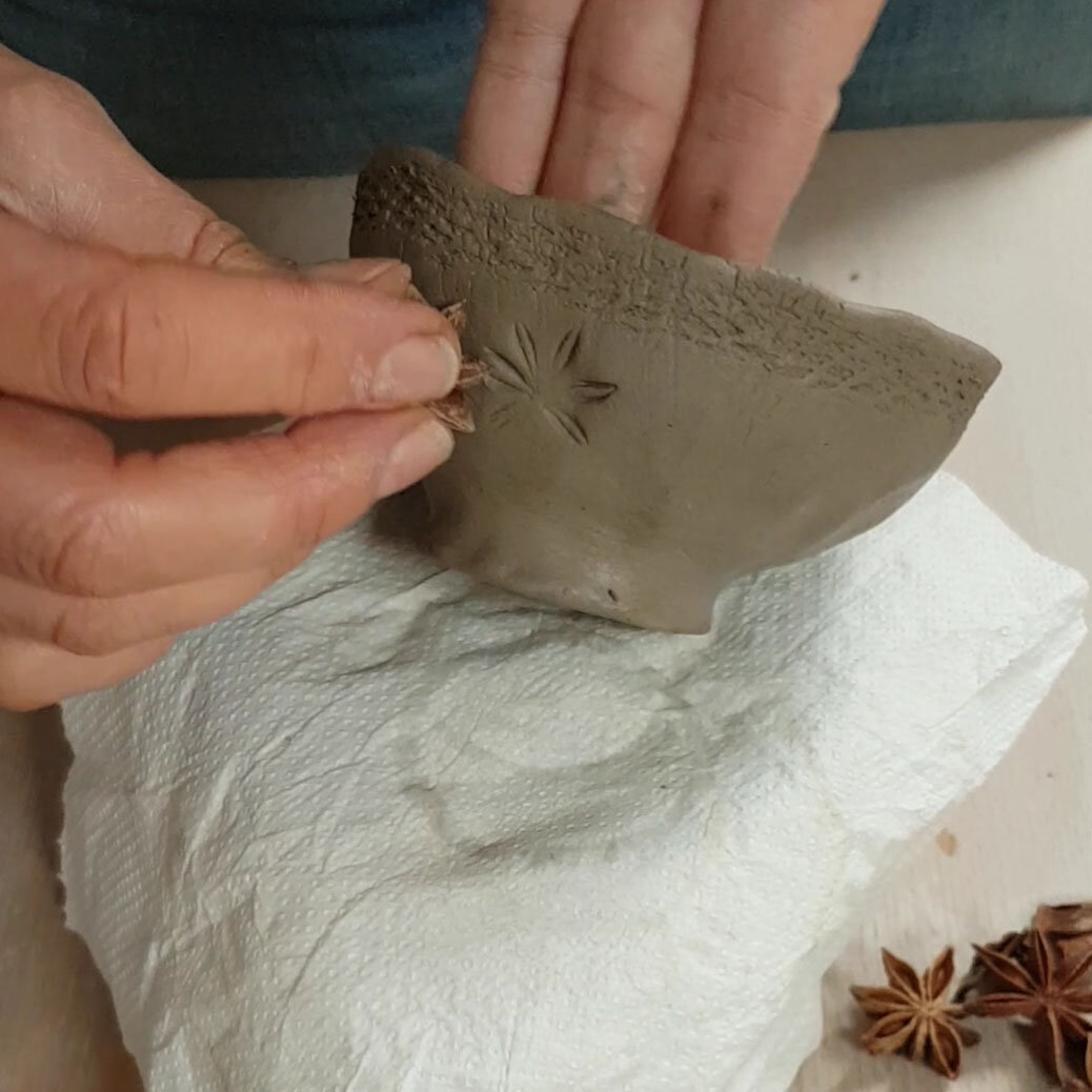 handbuilding techniques - pinch pots