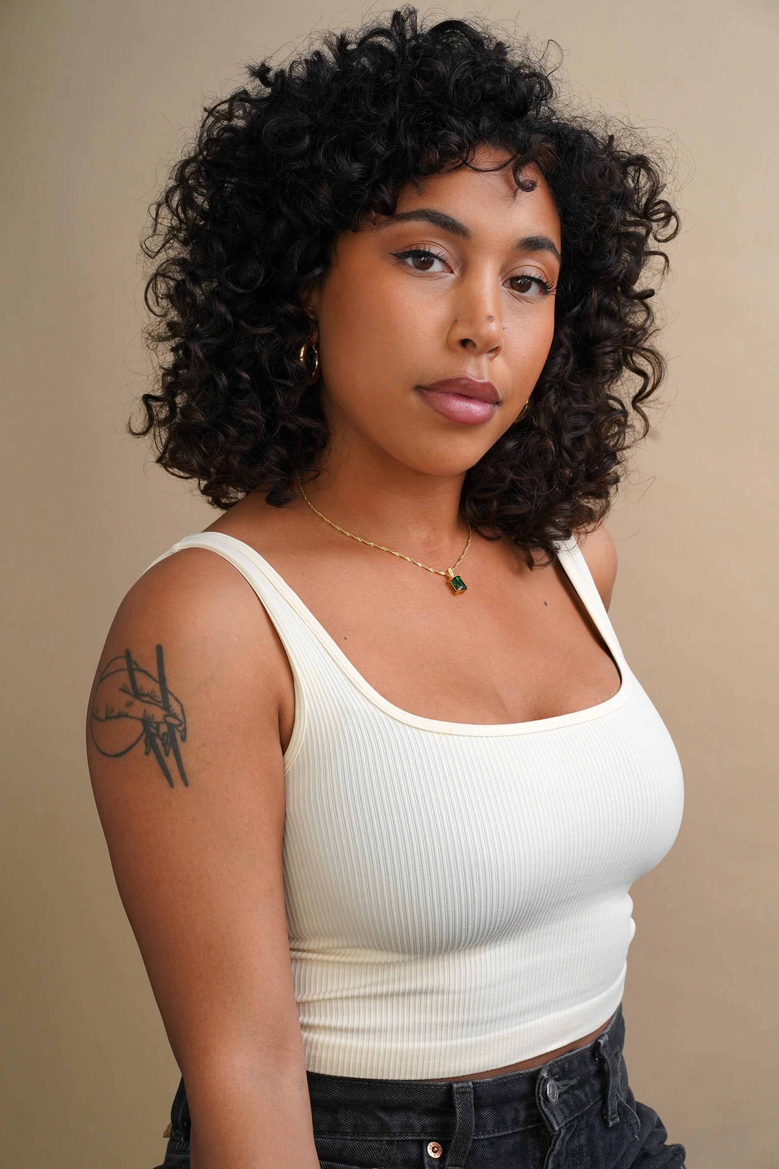 SAIGEHOOK_JASMINEBAEZA_HEADSHOTS15.jpg