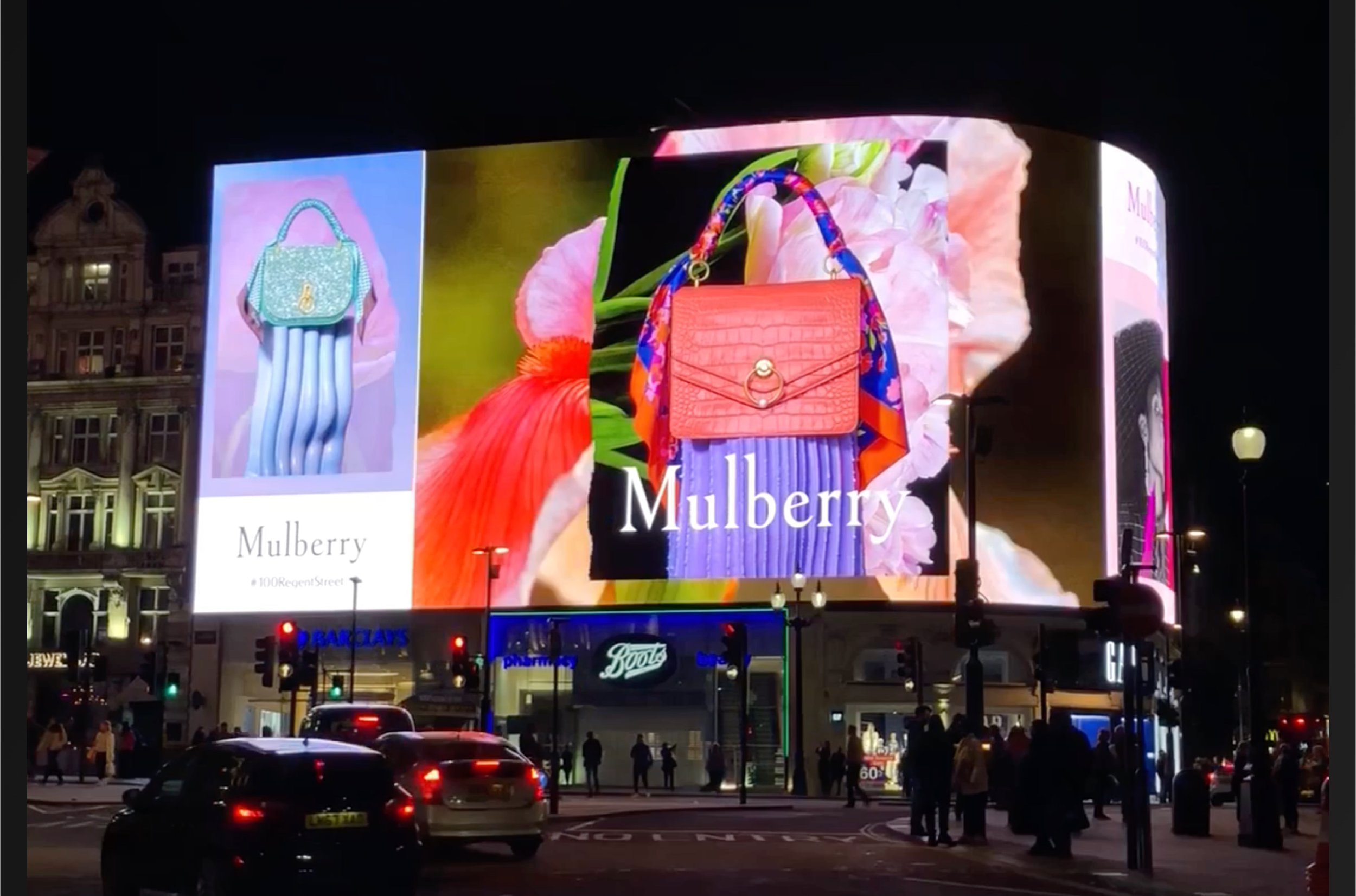 02a - Picaddily Lights.jpg